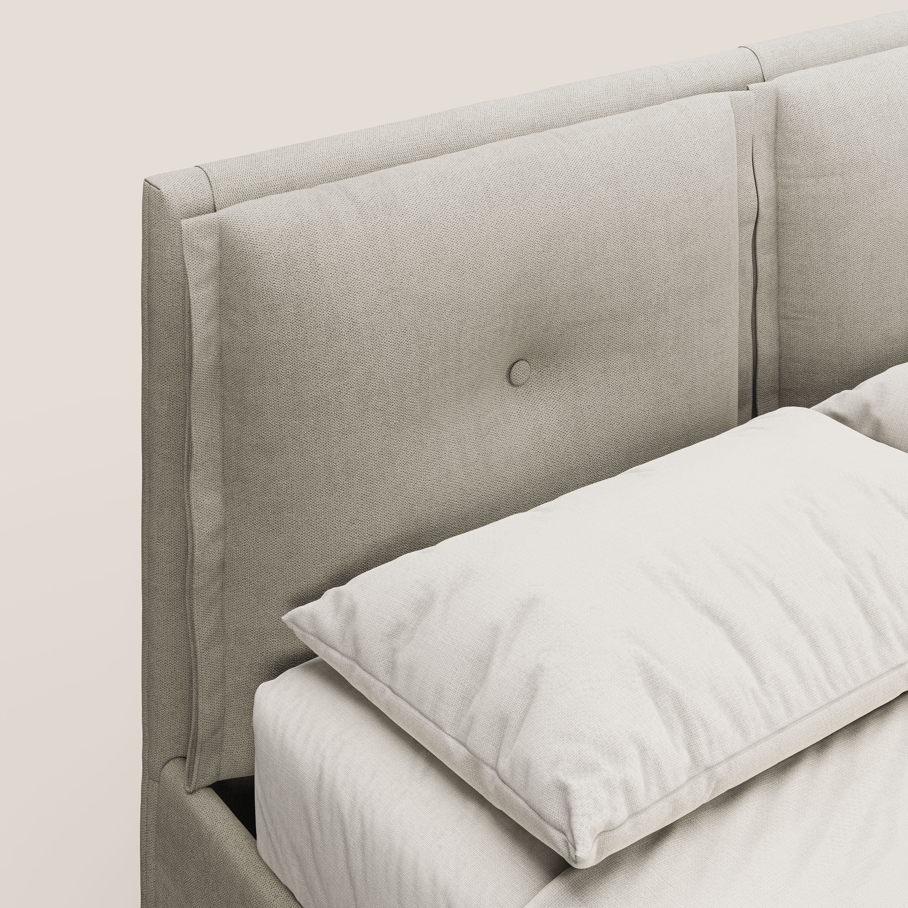 Travis letto contenitore con cuscini mobili trapuntati in tessuto impermeabile T02 panna - divani.store