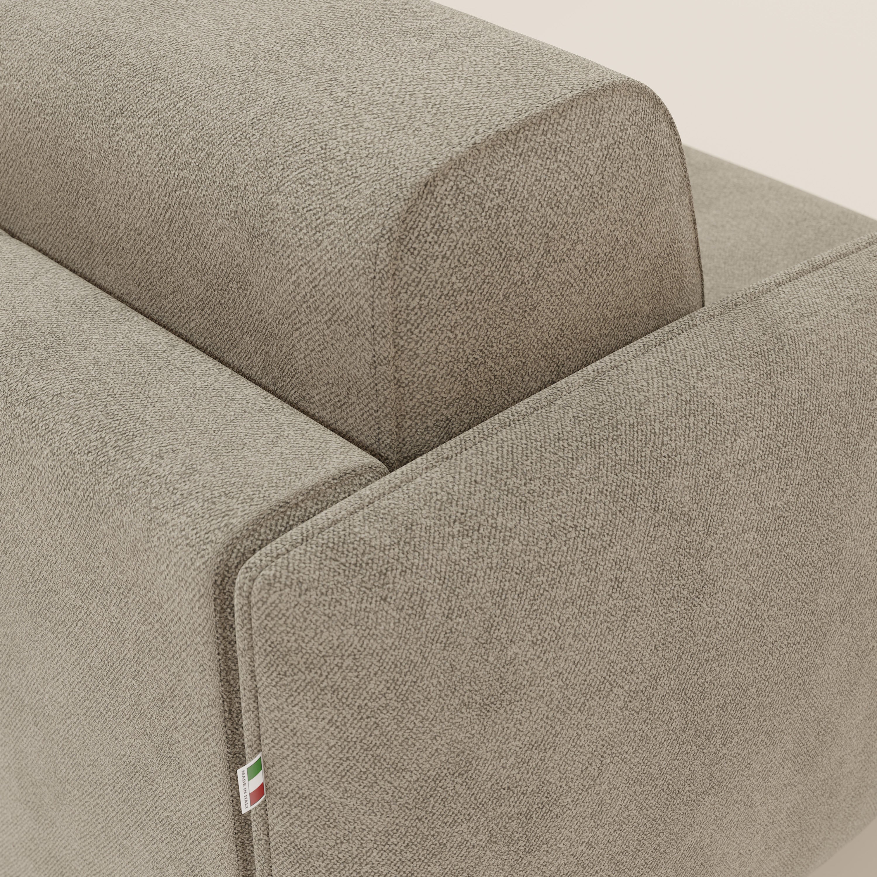 Giglio divano letto angolare con materasso alto 18 cm e penisola contenitore in morbido bouclé impermeabile T07 - divani.store