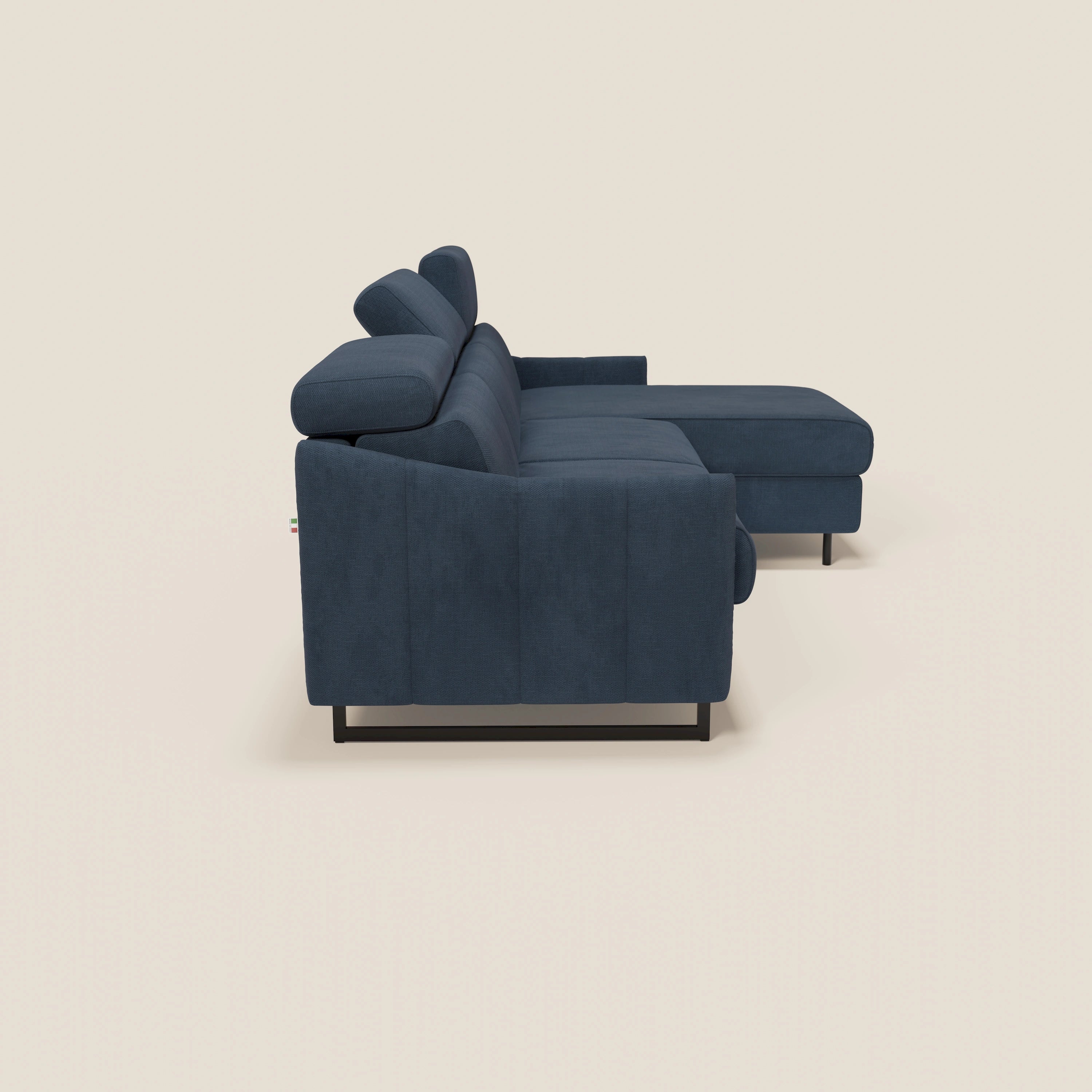 Loto Divano Letto Angolare con Penisola contenitore, Poggiatesta, Materasso Alto H18 in morbido tessuto impermeabile T14 - divani.store