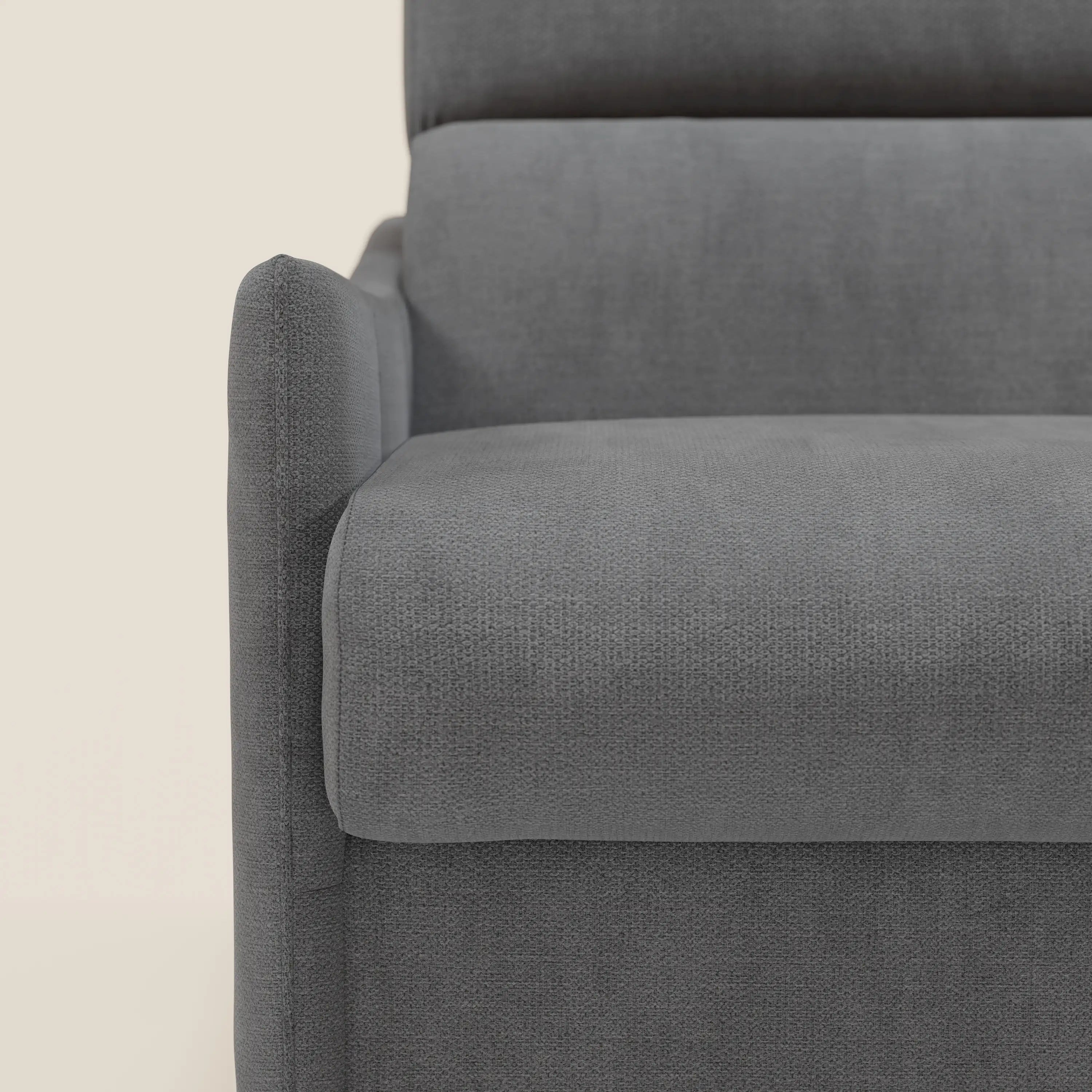 Loto Divano Letto Angolare con Penisola contenitore, Poggiatesta, Materasso Alto H18 in morbido tessuto impermeabile T14 - divani.store