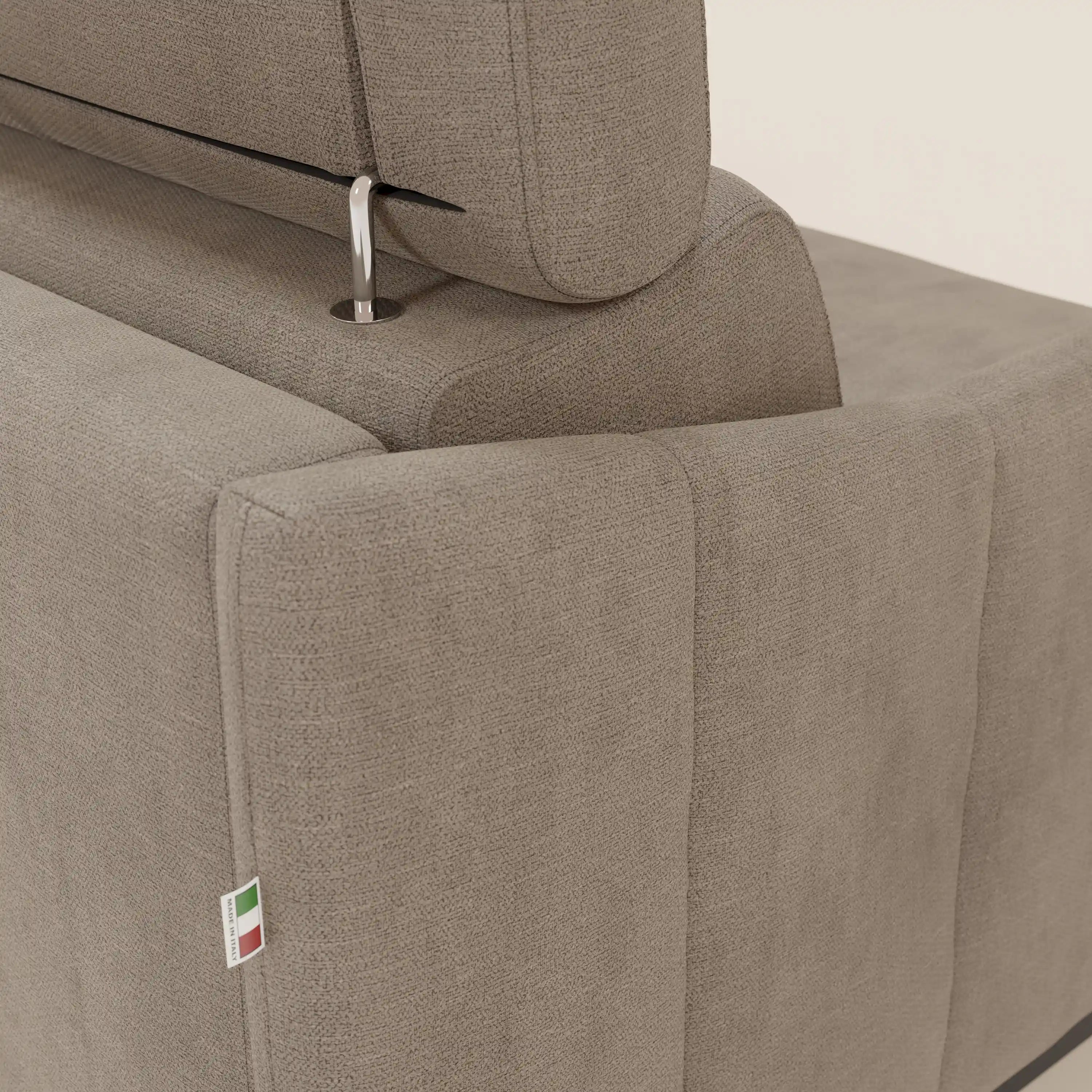 Loto Divano Letto Angolare con Penisola contenitore, Poggiatesta, Materasso Alto H18 in morbido tessuto impermeabile T14 - divani.store