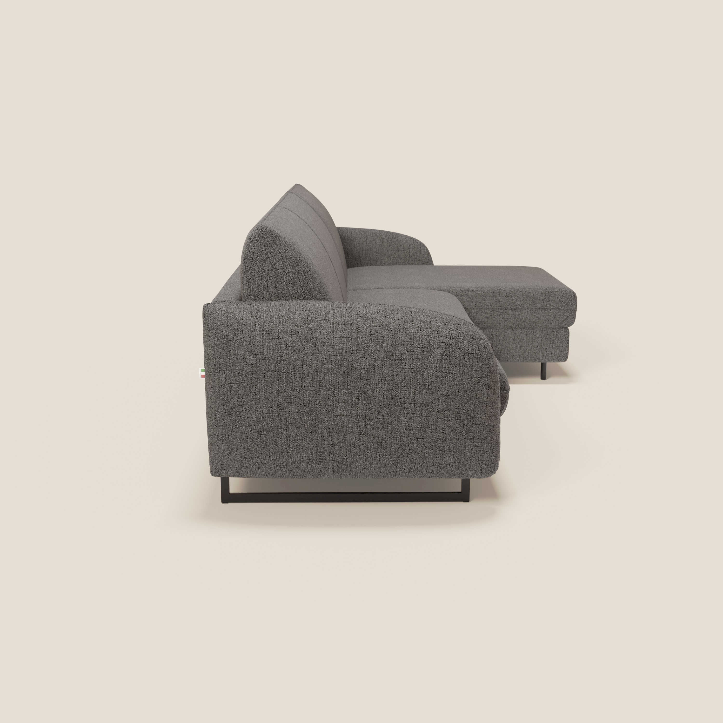 Ninfea Divano Letto Angolare con Penisola Contenitore e Materasso H18 cm - piedini in metallo e Tessuto impermeabile T03 - divani.store