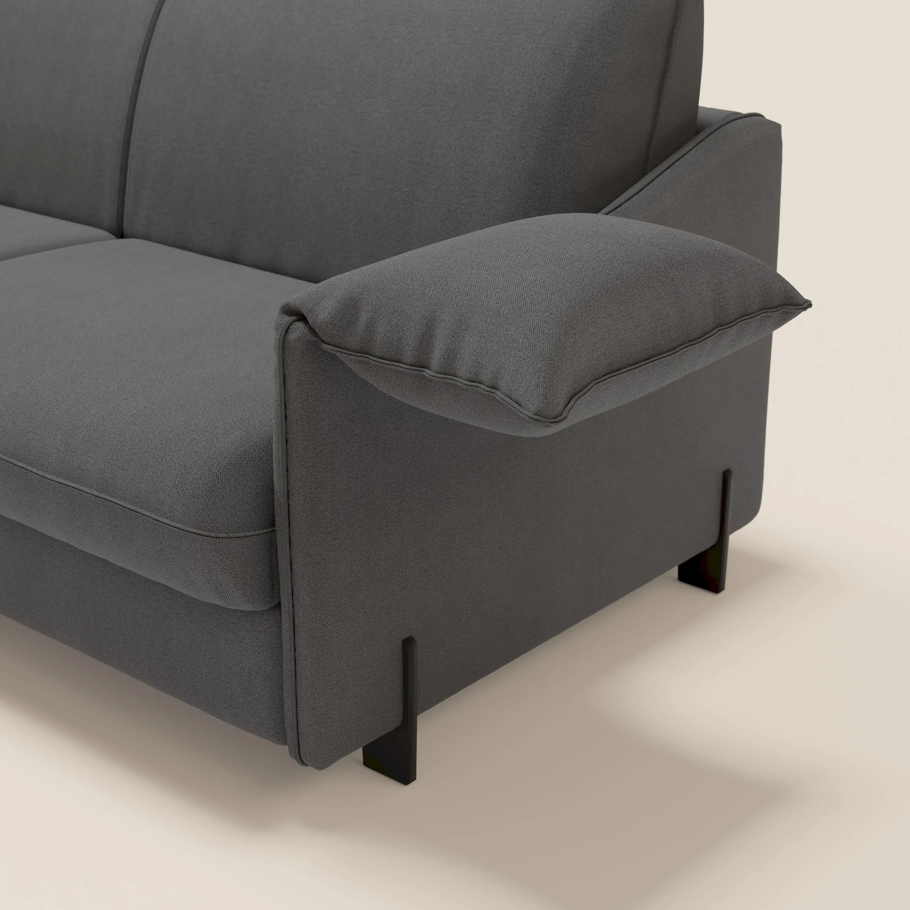 Primula divano letto con materasso alto 18 cm - braccioli mobili e tessuto smacchiabile T05 - divani.store