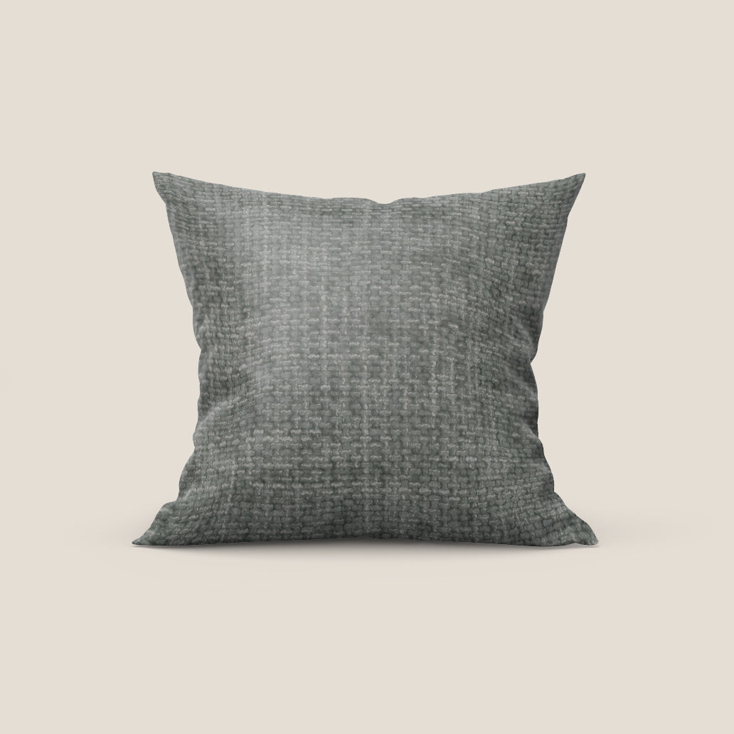 Montana cuscino disponibile in diversi colori realizzato in morbido tessuto a trama grossa impermeabile T10 talpa - divani.store