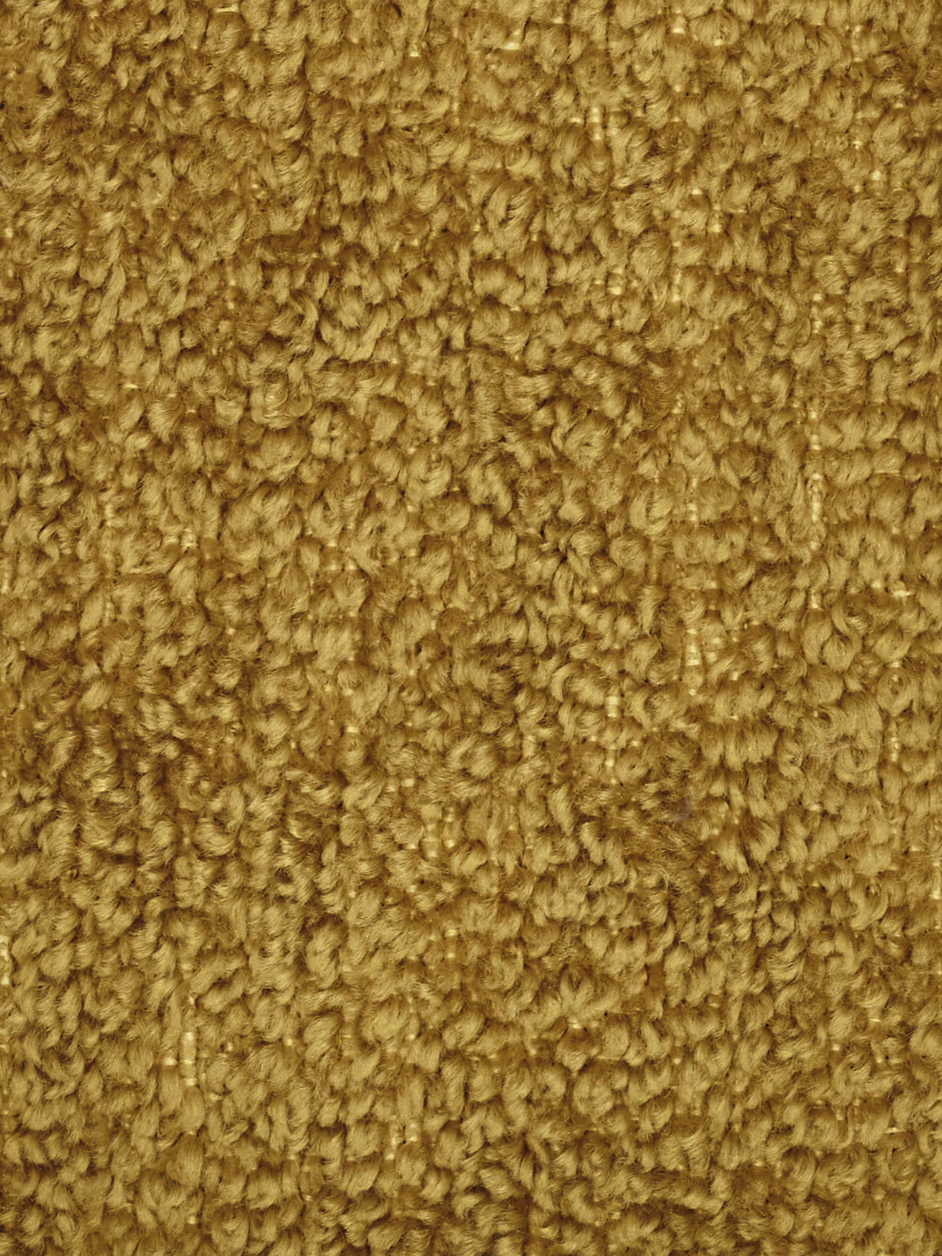 Primo piano del pouf e modulo Mosaic in bouclé di Divani.Store, dalle dimensioni di 96x77 cm, caratterizzato da un pelo a riccioli testurizzato con motivo capitonné in tessuto T21 resistente alle macchie. Le fibre fitte creano una superficie morbida e irregolare che ricorda il classico bouclé. La luce accentua il ricco colore giallo dorato e la trama dettagliata del materiale, mettendone in risalto l’aspetto soffice e leggermente irregolare.