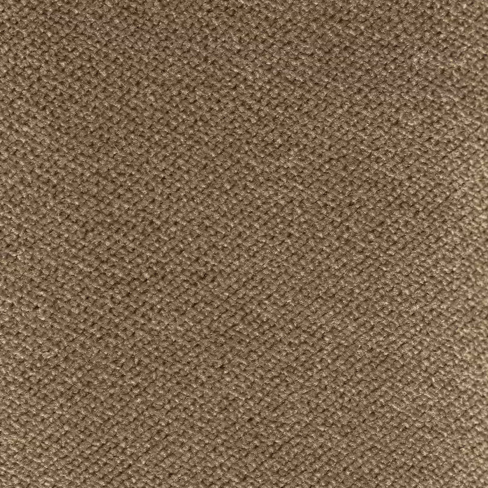 Primo piano di Personalizzazione in T30 di Divani.Store: tessuto marrone strutturato con un sottile motivo incrociato diagonale. La trama fitta crea una superficie uniforme e leggermente ruvida in un caldo color tortora con sfumature naturali.