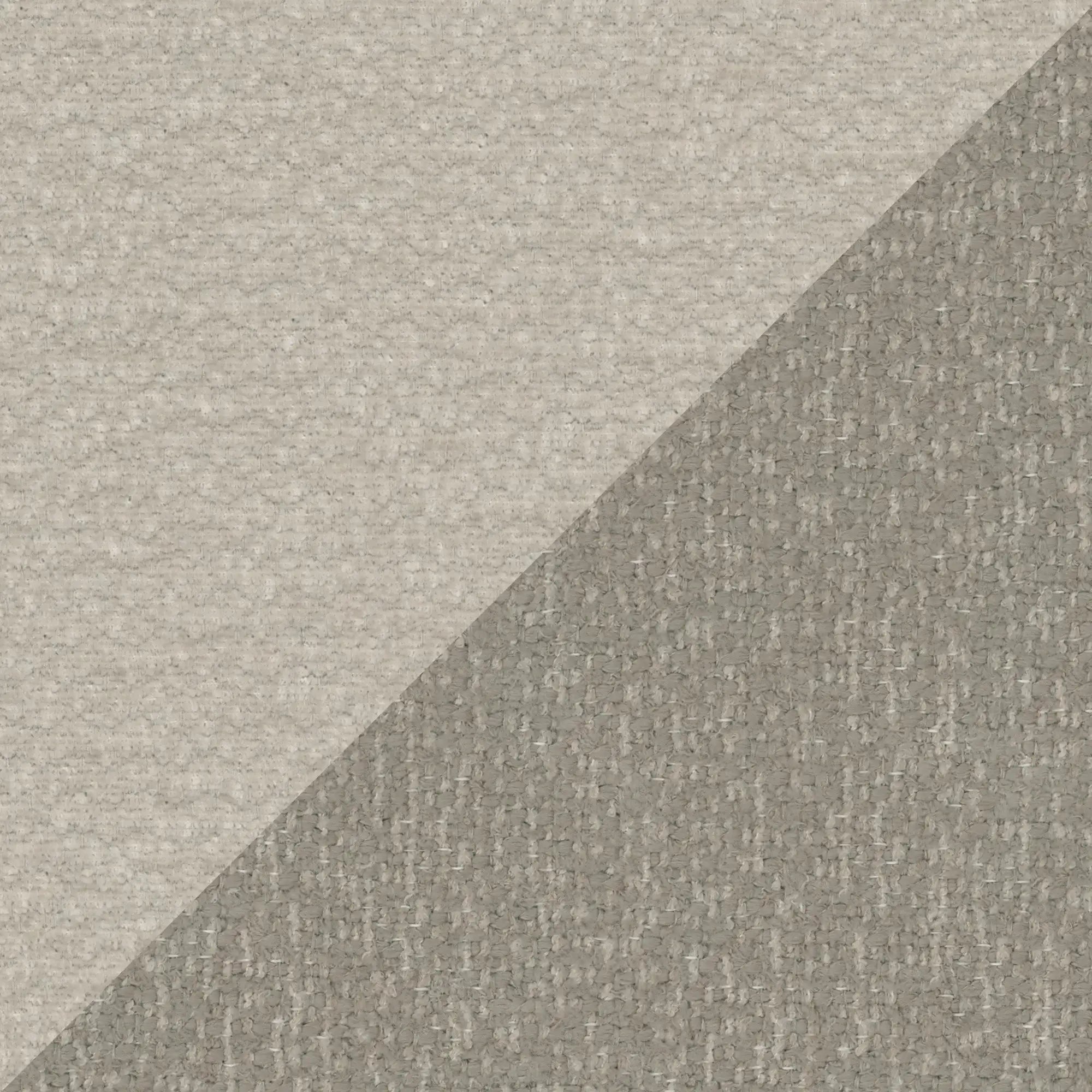 Il letto imbottito VALKIRIA di Letti.store si caratterizza per un raffinato design italiano con un effetto bicolore: il rivestimento in beige chiaro con trama intrecciata nella parte in alto a sinistra contrasta con quello in grigio più scuro, dalla trama più marcata, nella parte in basso a destra.