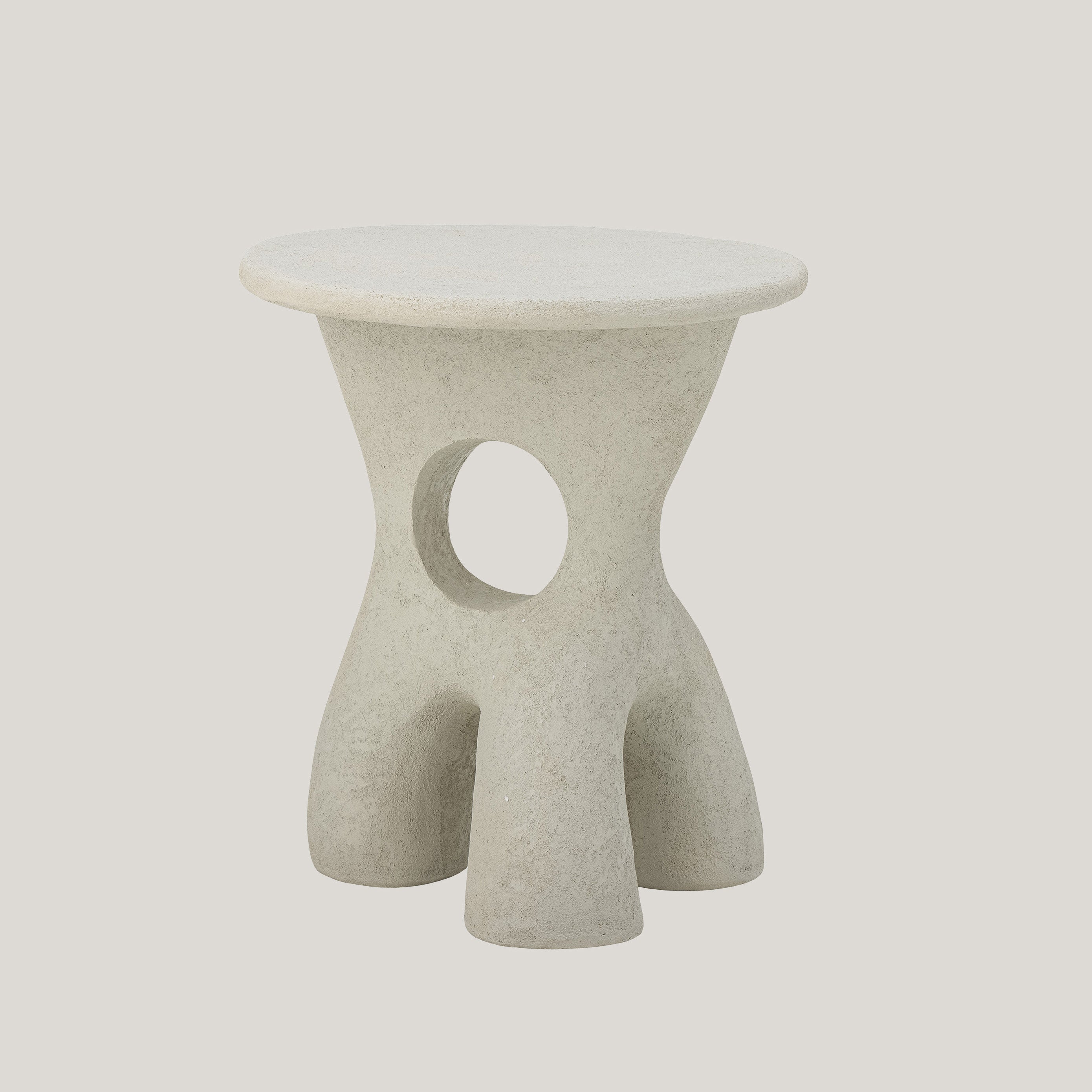 Amiee tavolino scultoreo tondo dalla forma organica in poliresina bianco - divani.store