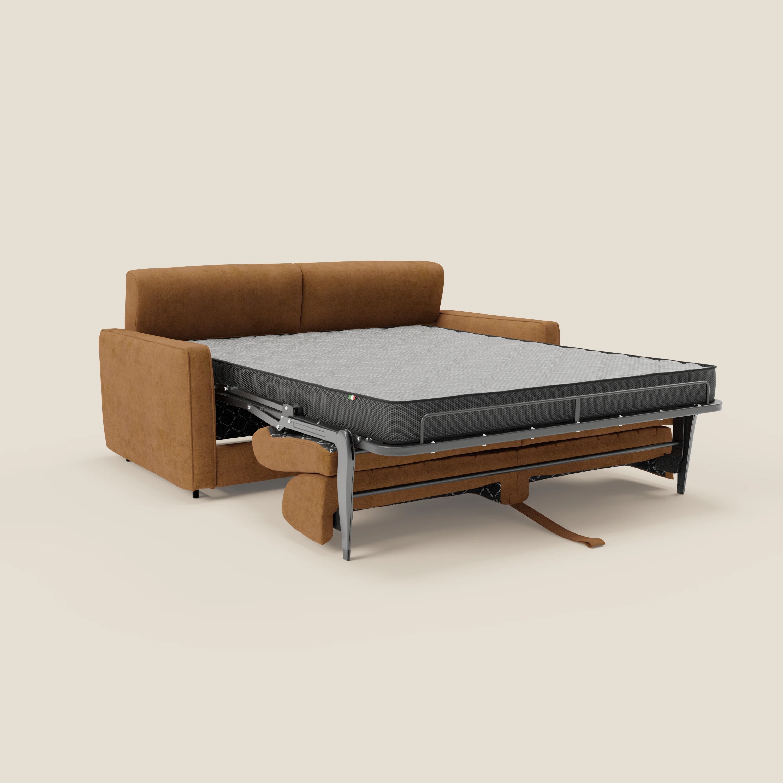 Il divano letto moderno Nivon di Divani.Store in tessuto impermeabile T25 giallo senape è caratterizzato da un materasso di 16 cm di spessore, braccioli dritti, schienale imbottito, poggiatesta, e rivela la struttura in metallo nero quando viene estratto.