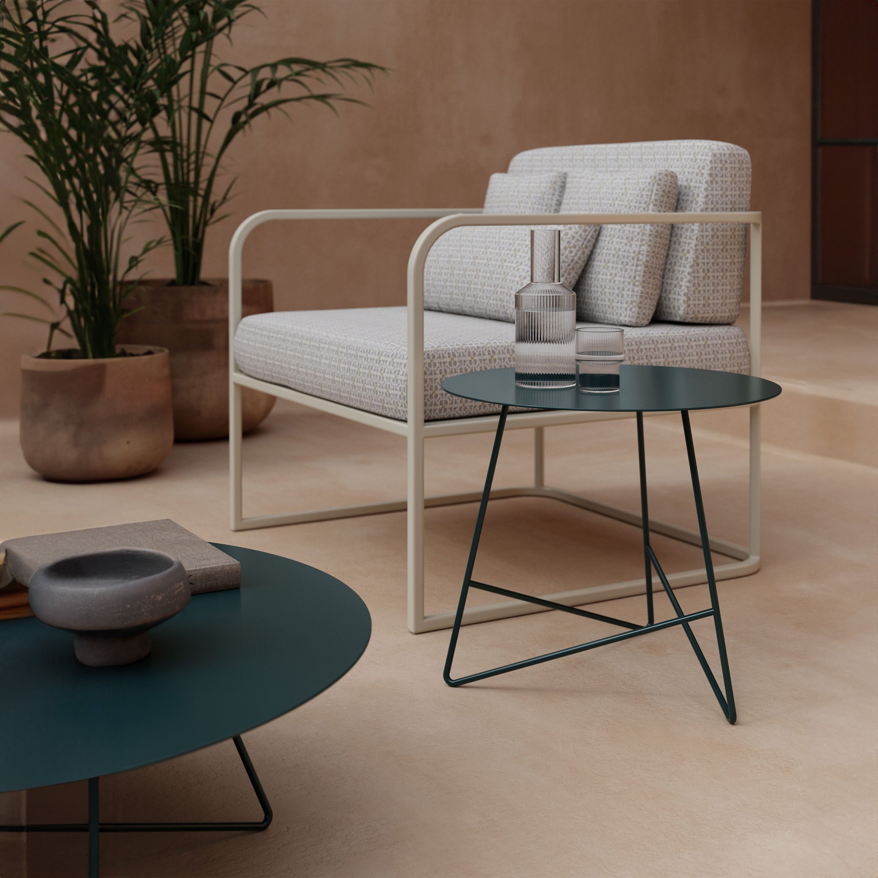 Ermione tavolino basso rotondo da salotto in metallo h25 pioggia - divani.store