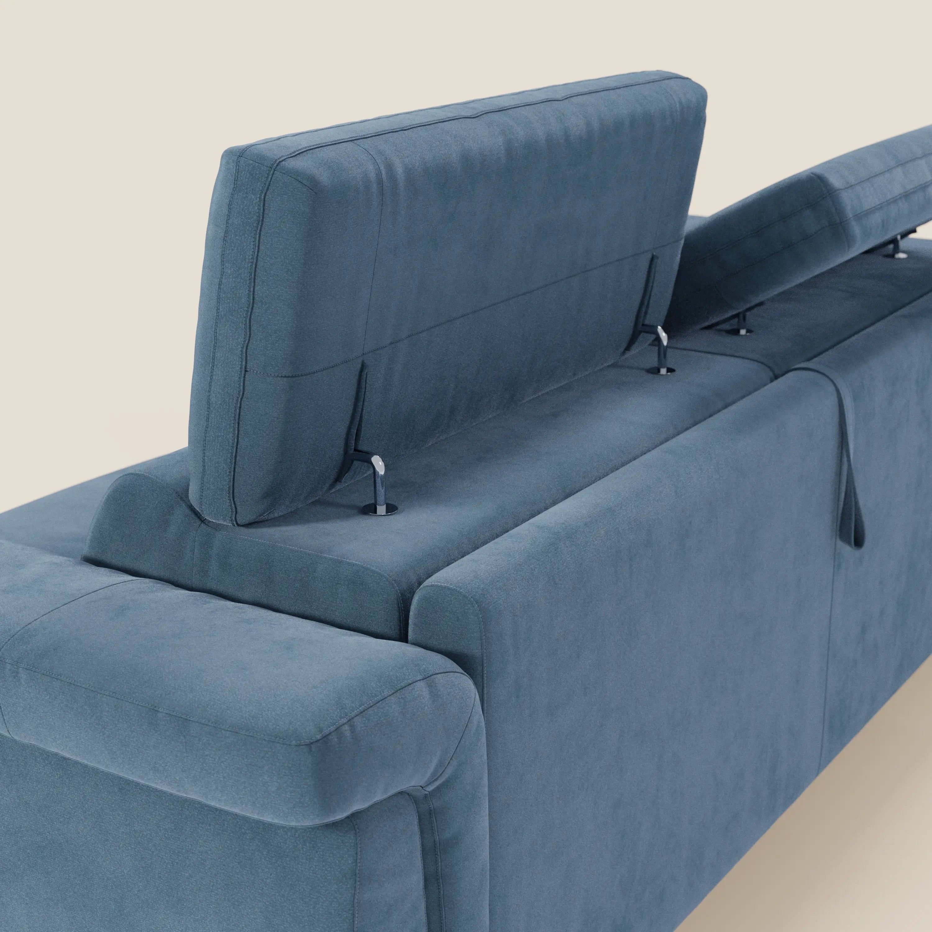 Capri divano letto di design con piedini alti - poggiatesta reclinabili in raffinato tessuto effetto velluto smacchiabile T30 - divani.store