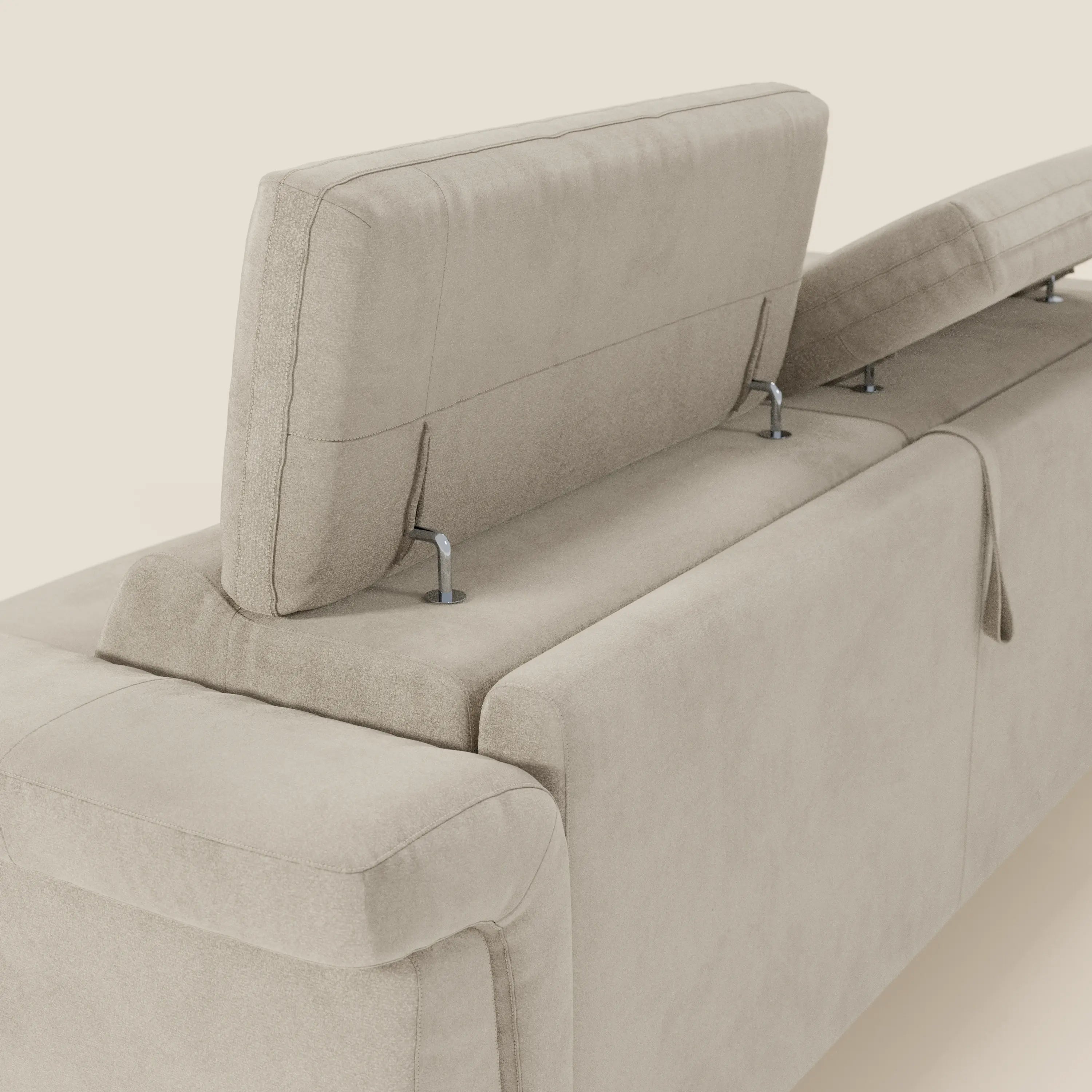 Capri divano letto di design con piedini alti - poggiatesta reclinabili in raffinato tessuto effetto velluto smacchiabile T30 - divani.store