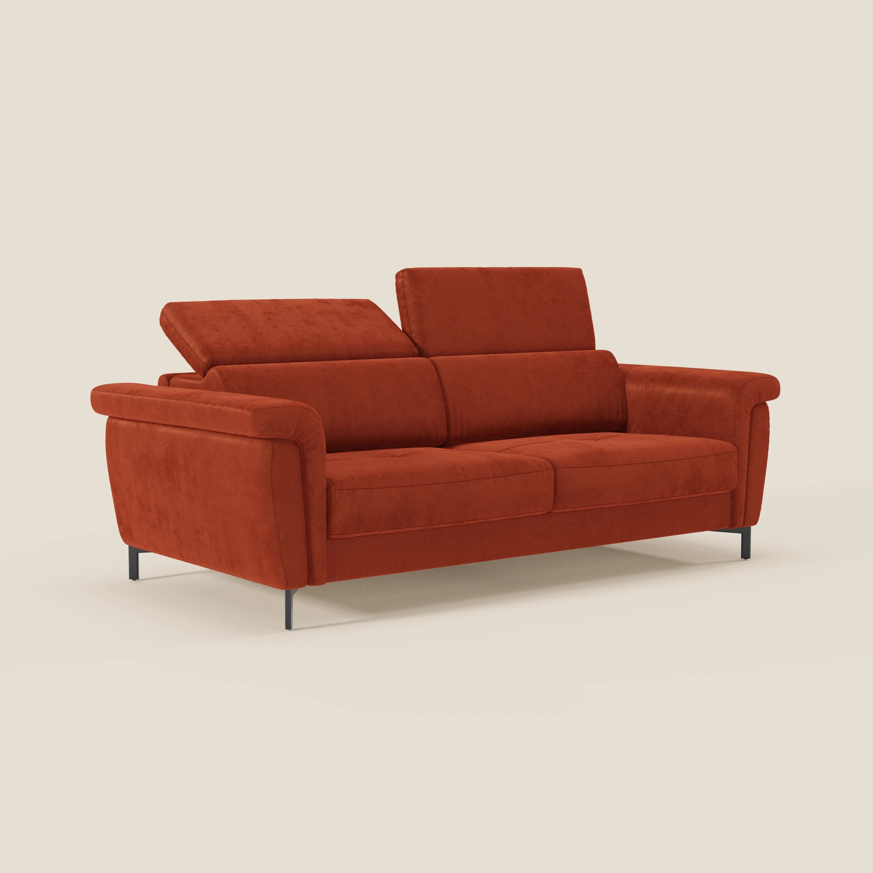 Capri divano letto di design con piedini alti - poggiatesta reclinabili in raffinato tessuto effetto velluto smacchiabile T30 - divani.store