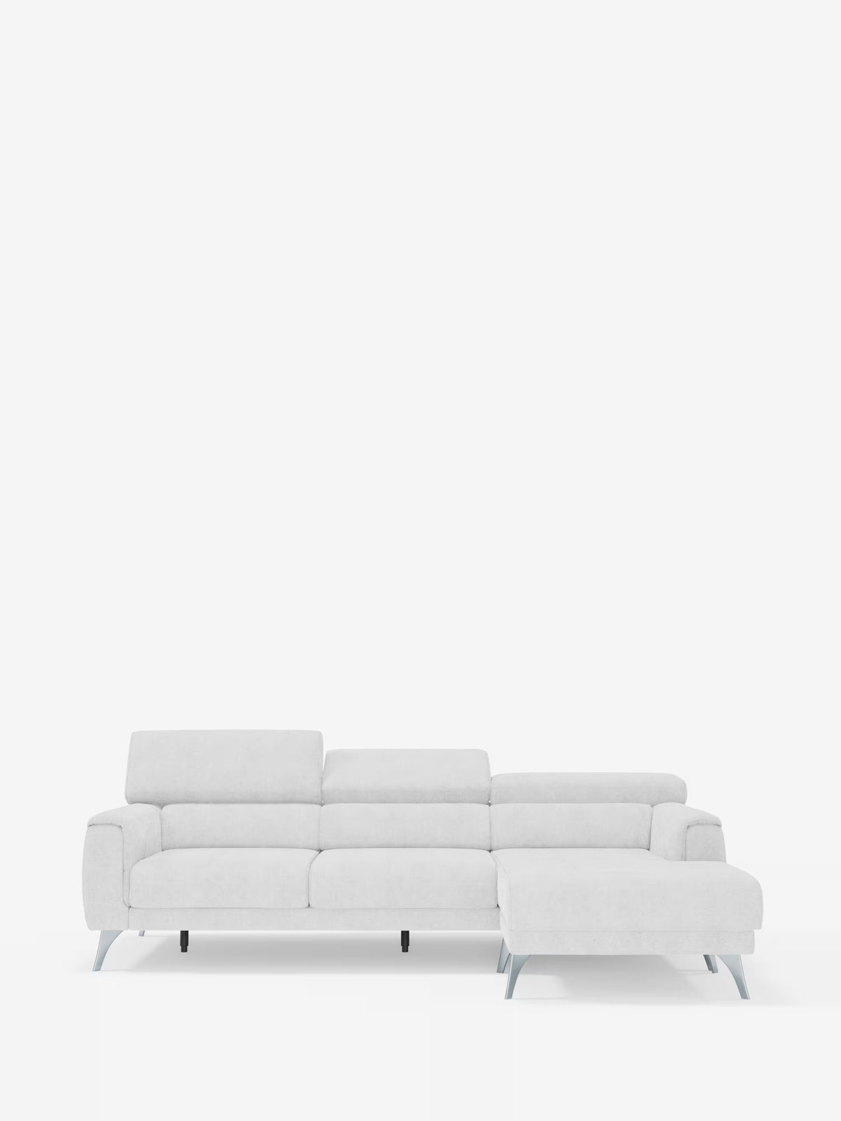 Il divano angolare Caravaggio con penisola e sedute scorrevoli in tessuto smacchiabile T31 di Divani.Store presenta un design moderno bianco con schienali bassi, ampi braccioli e gambe slanciate. La sezione chaise longue è posizionata sul lato destro, mentre le sedute scorrevoli consentono di regolare la posizione di seduta per un maggiore comfort. Su uno sfondo bianco a tinta unita, questo divano mette in risalto la sua estetica minimalista e contemporanea.