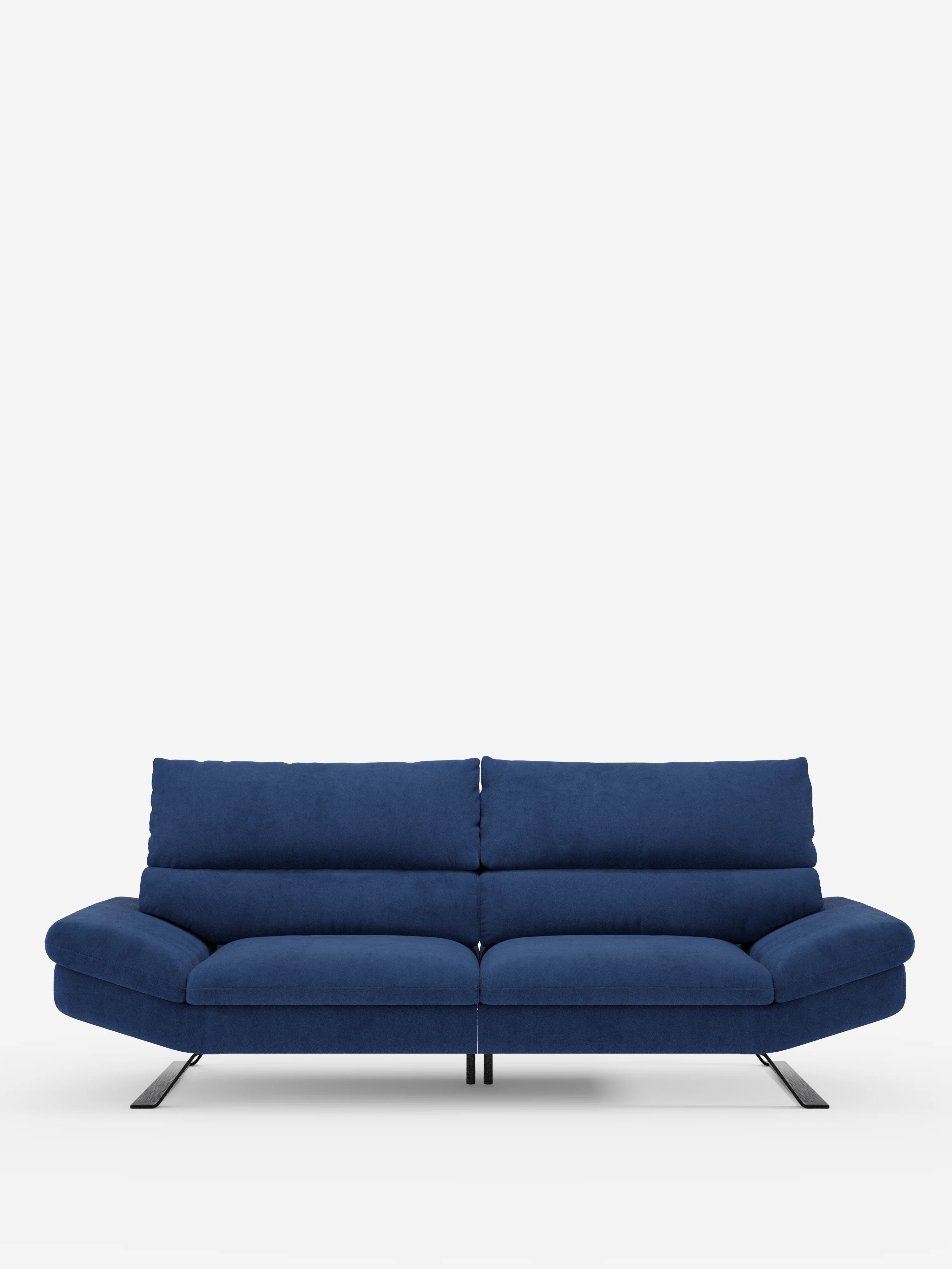 Un moderno divano Eclipse dal design contemporaneo di Divani.Store, in blu intenso, dotato di due cuscini di seduta e due di schienale. Presenta ampi braccioli e poggia su sottili e alti piedini in metallo nero titanio, il tutto rivestito in elegante microfibra T11 resistente alle macchie, che risalta su uno sfondo bianco a tinta unita.