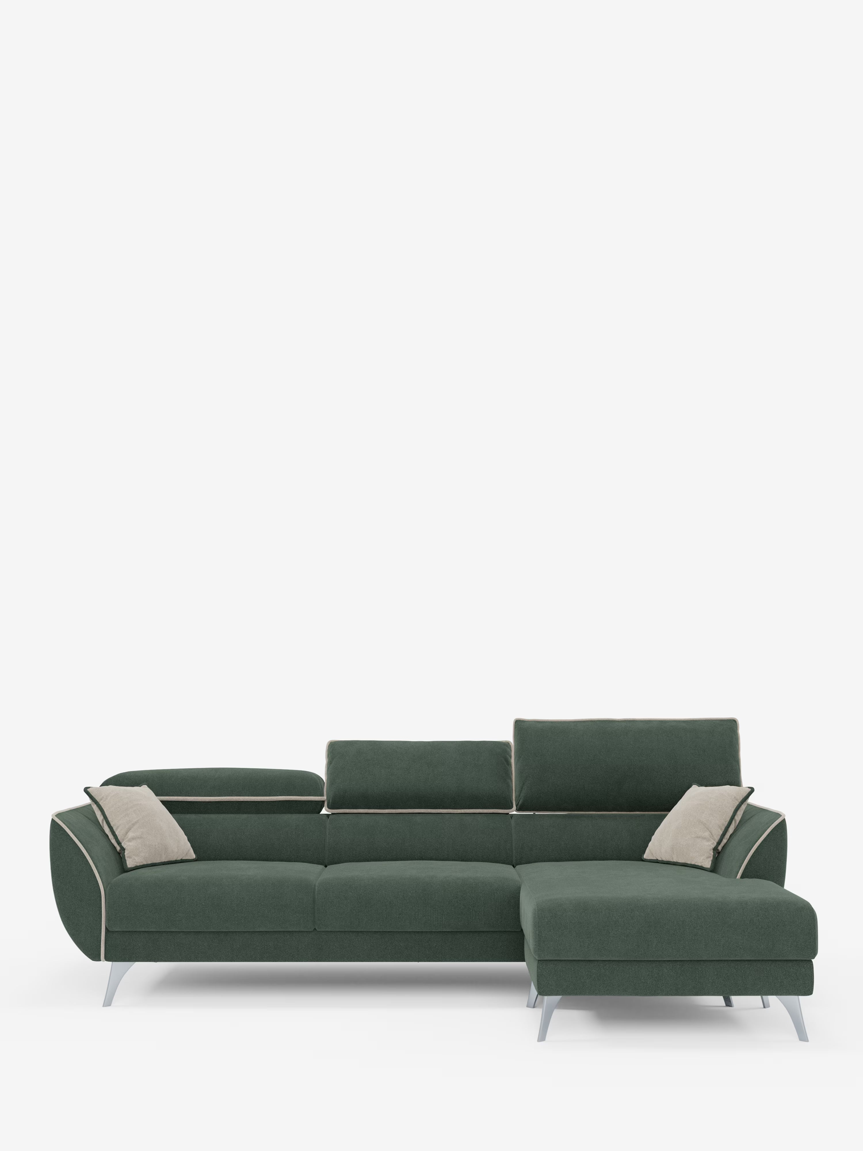 Il divano angolare bicolore Michelangelo con penisola e sedute estensibili di Divani.Store è qui presentato in verde scuro con chaise longue a destra, eleganti profili chiari, due cuscini decorativi beige e sottili gambe in metallo su uno sfondo bianco. Il divano è dotato di pratici poggiatesta reclinabili ed è rivestito in tessuto T23 antimacchia per un comfort ancora maggiore.