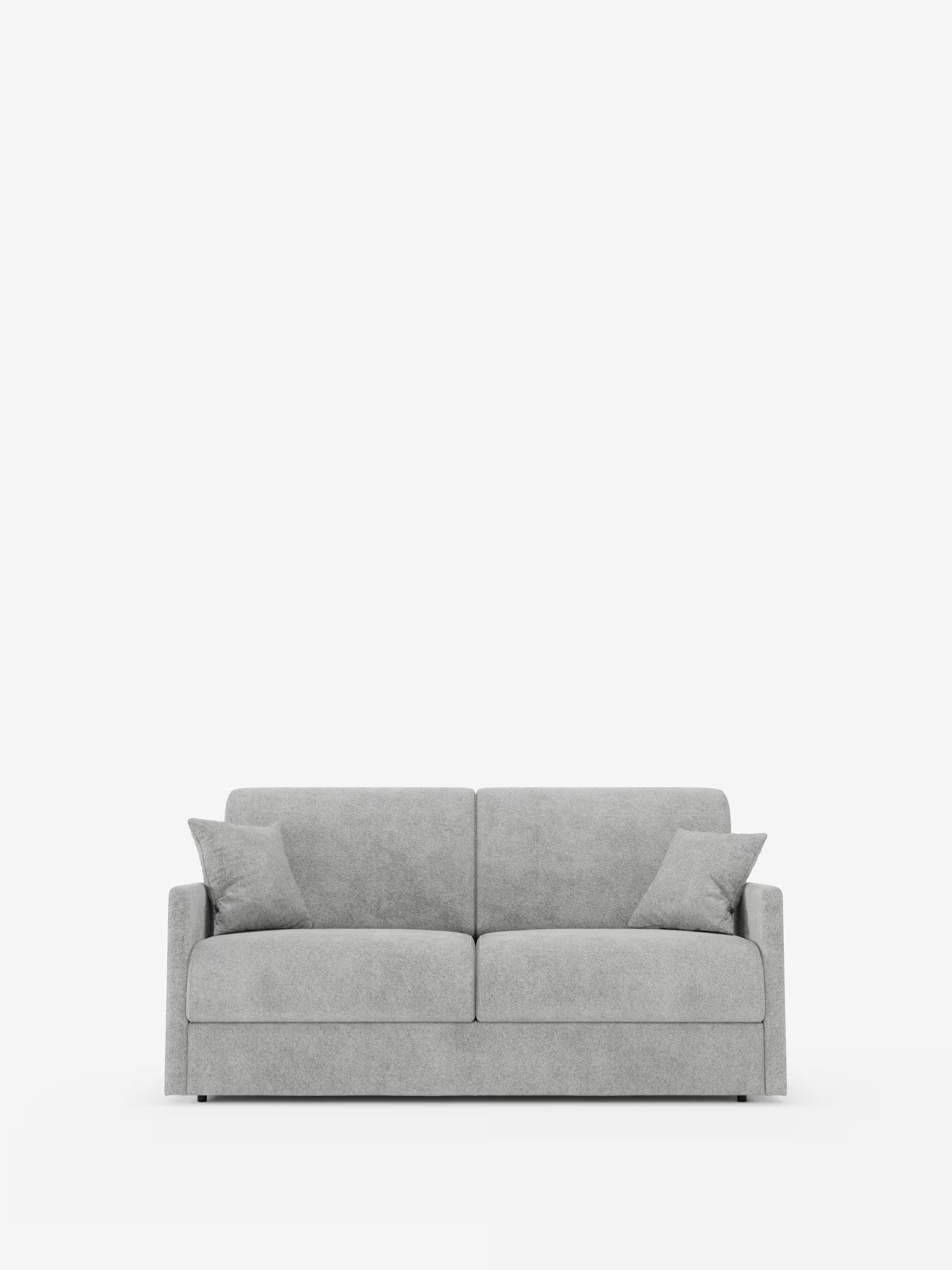 Un'immagine minimalista del divano letto Tommy Divano a 2 e 3 posti matrimoniale di Divani.Store: un divano letto a due posti compatto, di colore grigio chiaro, caratterizzato da linee pulite, braccioli squadrati e due cuscini decorativi abbinati in tessuto T33 smacchiabile, 100% sfoderabile e simile al cotone, il tutto su uno sfondo bianco a tinta unita.