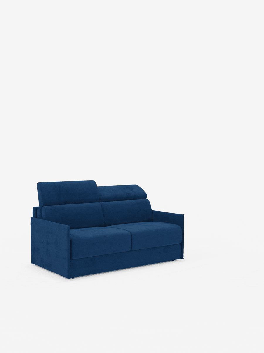 Il "Miryam Divano letto con poggiatesta reclinabili e comfort maxi" di Divani.Store, un divano compatto a due posti rivestito in tessuto T31 blu intenso smacchiabile, è presentato su uno sfondo bianco a tinta unita. I braccioli dritti e i morbidi cuscini della seduta e dello schienale, insieme ai poggiatesta regolabili, creano un look contemporaneo e confortevole che incarna alla perfezione lo stile minimalista contemporaneo.