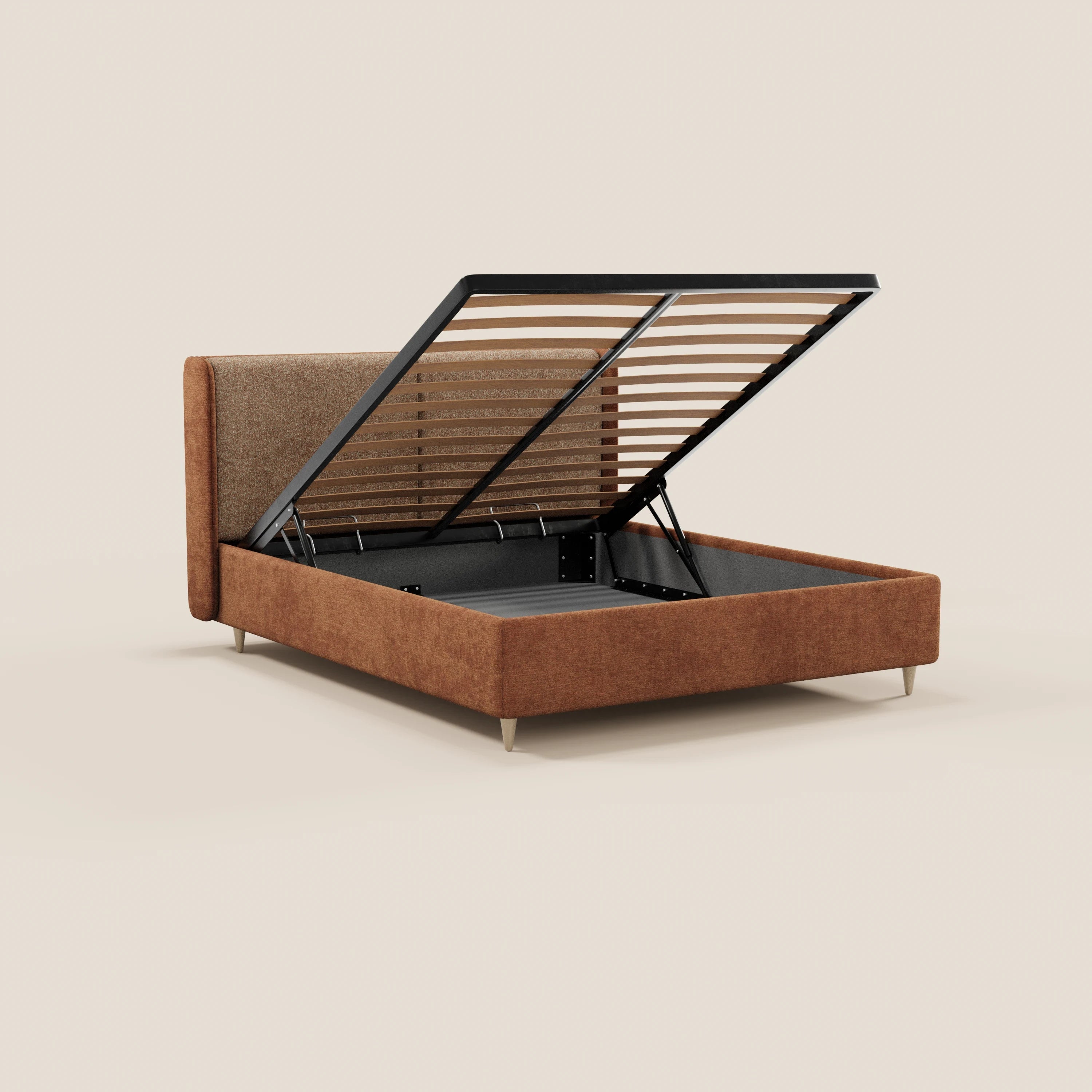 Il letto imbottito bicolore VALKIRIA di Letti.store è dotato di un ampio vano contenitore, cuscini per lo schienale e una testiera dalla linea avvolgente, che unisce comfort e design italiano in un'elegante finitura nei toni del marrone e del beige chiaro.