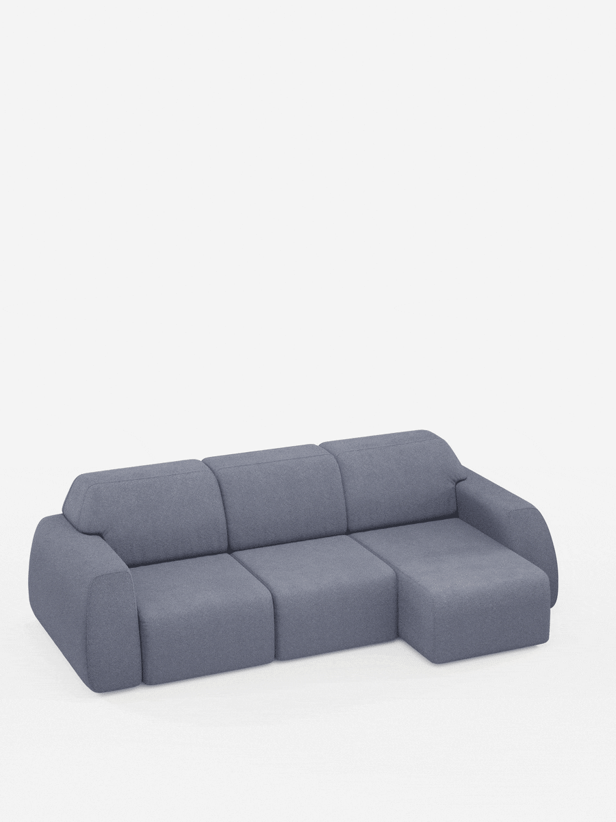 Vi presentiamo Orbit, il divano angolare con penisola reversibile e tutte le sedute allungabili in tessuto smacchiabile effetto cotone T33 di Divani.Store: un divano componibile moderno e dal profilo basso, dotato di una chaise longue reversibile e rivestito in tessuto grigio testurizzato effetto cotone, resistente alle macchie. Con i suoi braccioli e bordi arrotondati, questo divano risalta su uno sfondo bianco a tinta unita, incarnando il comfort e la versatilità contemporanei.