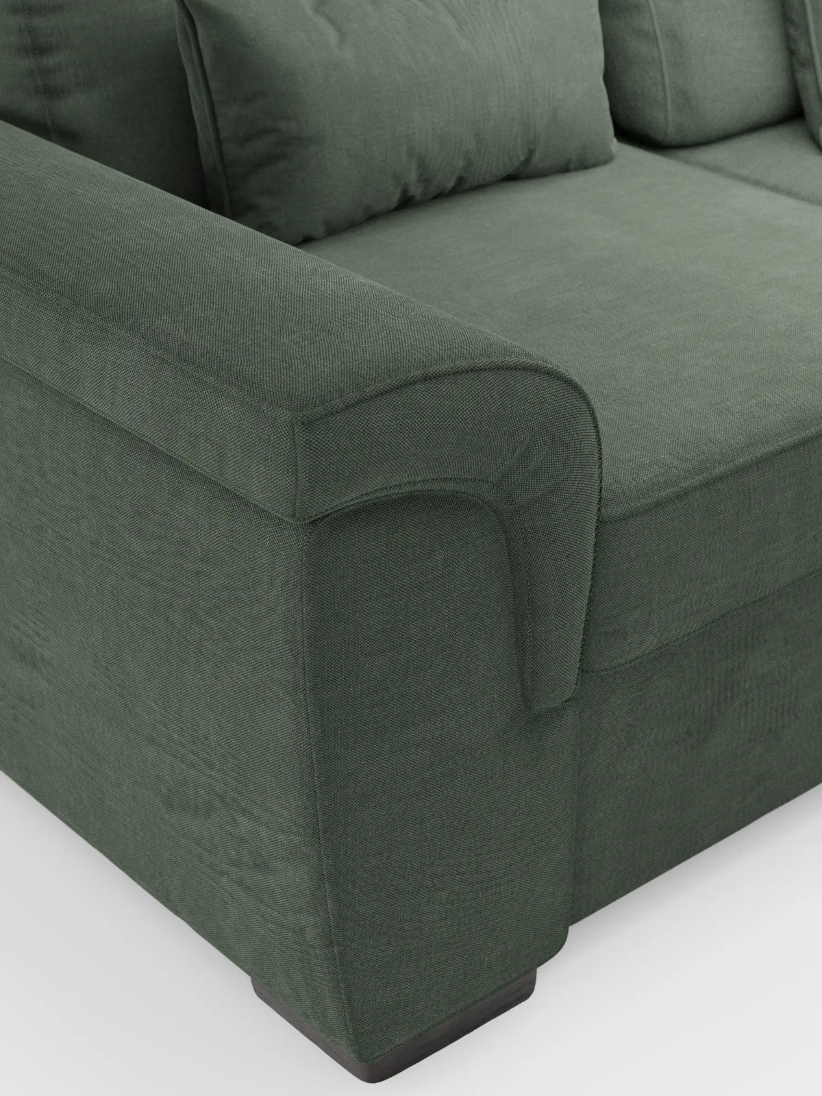 Ischia, divano letto angolare con schienali scorrevoli, elemento estraibile e penisola contenitore in tessuto antimacchia misto lino: un divano angolare color verde salvia con schienali scorrevoli, tessuto testurizzato, braccioli arrotondati e una base minimalista.