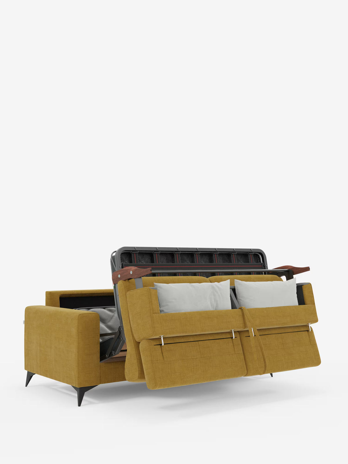 Un divano letto matrimoniale Pegaso di Divani.Store, rivestito in tessuto jacquard T22 giallo senape resistente alle macchie, è parzialmente trasformabile in letto. Il divano presenta gambe affusolate di colore nero e lo schienale, una volta sollevato, rivela le componenti della struttura del letto in metallo e legno. Due cuscini grigio chiaro poggiano contro la parte interna dello schienale del divano, il tutto su uno sfondo bianco.