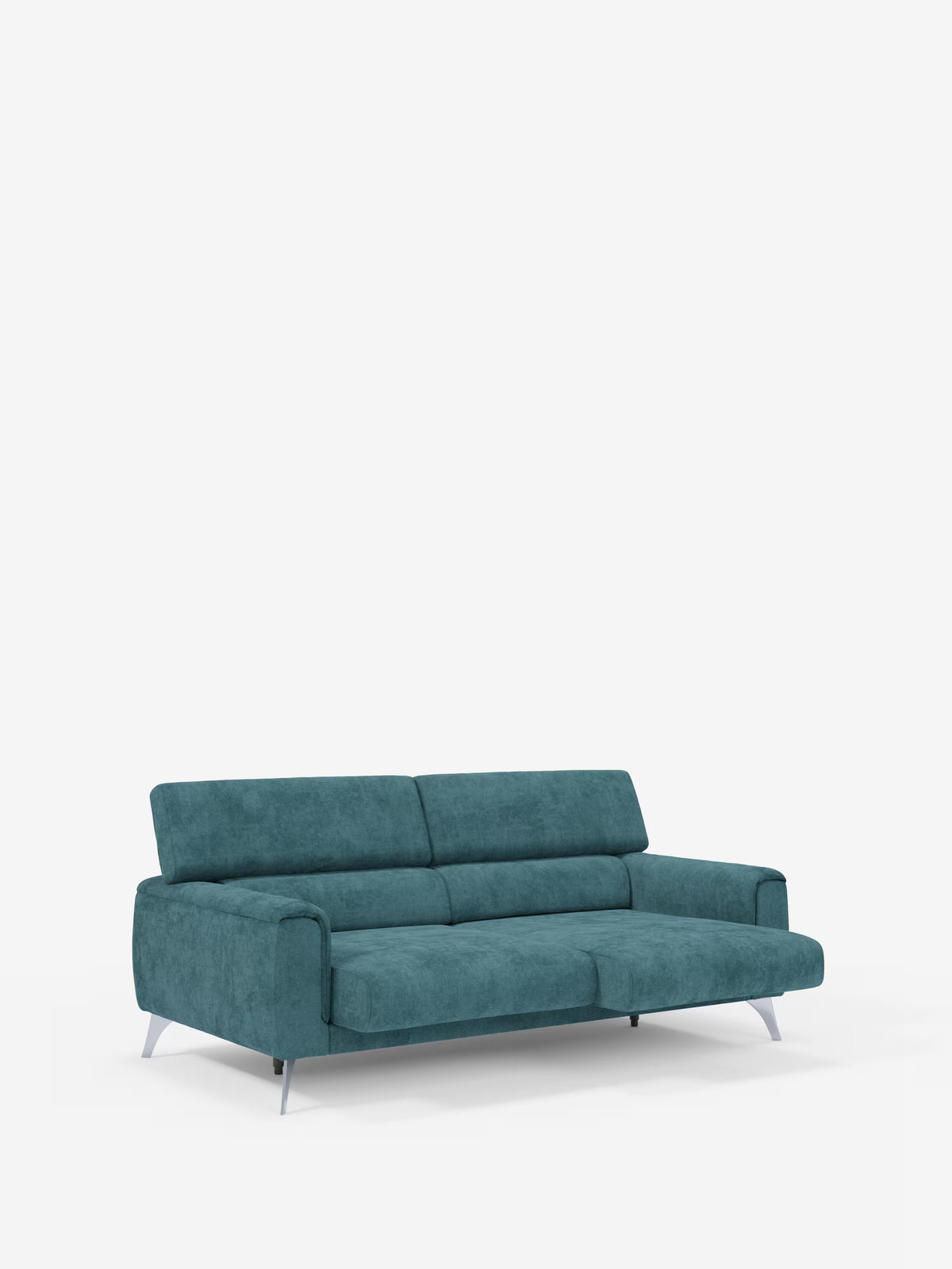 Il divano a 3 posti Caravaggio di Divani.Store, dotato di cuscini di seduta allungabili e poggiatesta reclinabili in elegante tessuto T31 antimacchia, si presenta in una tonalità di blu verde acqua con sottili gambe in metallo argentato: ideale per un salotto in stile contemporaneo. In primo piano su uno sfondo bianco a tinta unita.