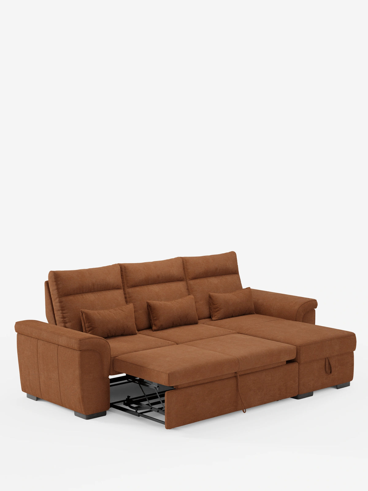 Un divano letto angolare Ischia a forma di L, color ruggine, con schienali scorrevoli, elemento estraibile e penisola contenitore in tessuto antimacchia misto lino, dotato di letto estraibile integrato, schienali scorrevoli e tre piccoli cuscini decorativi.