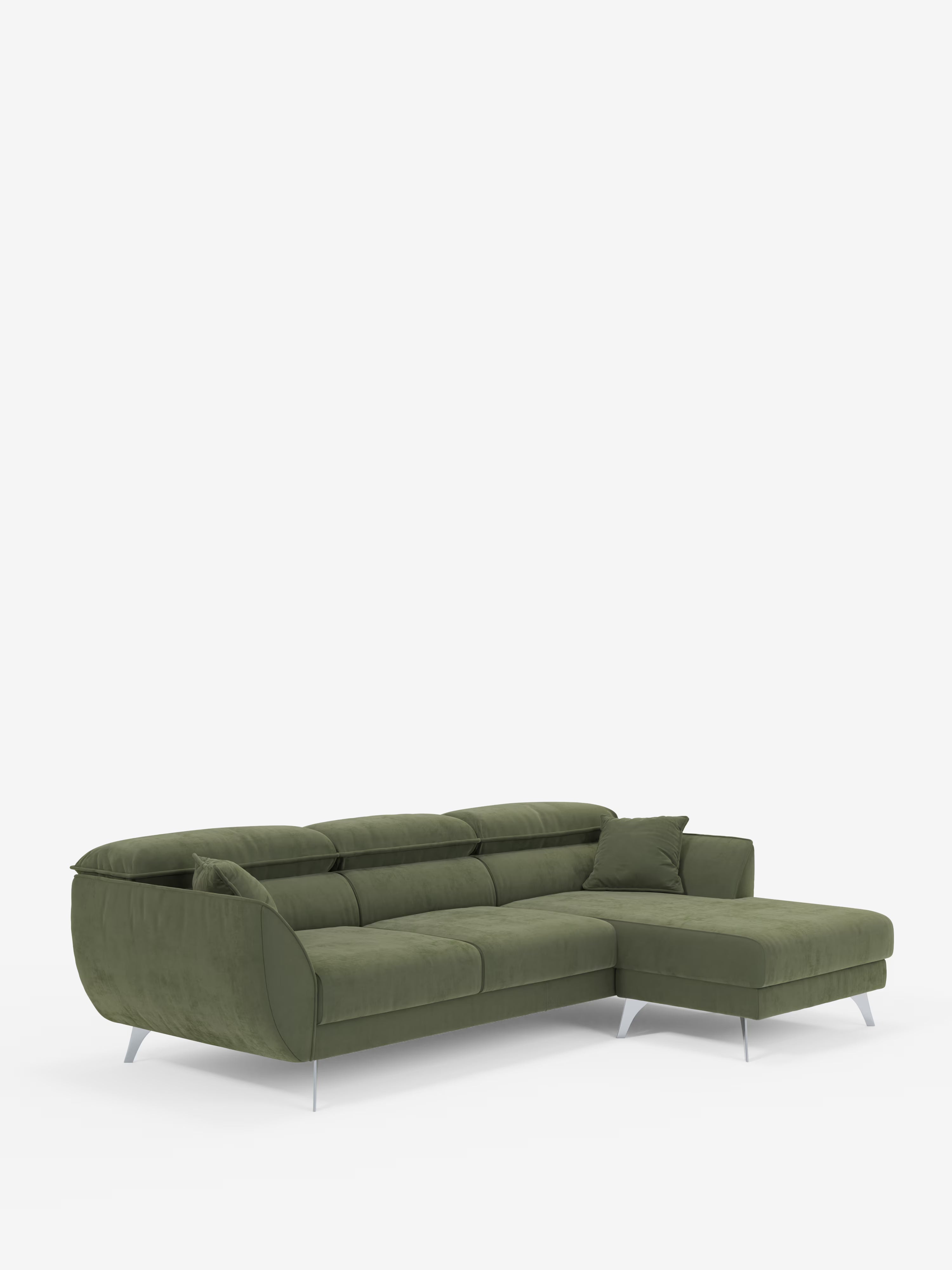 Un divano angolare contemporaneo “Michelangelo” con penisola e sedute estensibili di Divani.Store, rivestito in elegante tessuto T30 effetto vellutino, resistente alle macchie. Il divano componibile presenta raffinate gambe in metallo, imbottitura morbida, una chaise longue sul lato destro con un unico cuscino coordinato e poggiatesta reclinabili. Sullo sfondo bianco a tinta unita, il suo design moderno risalta in modo particolare.
