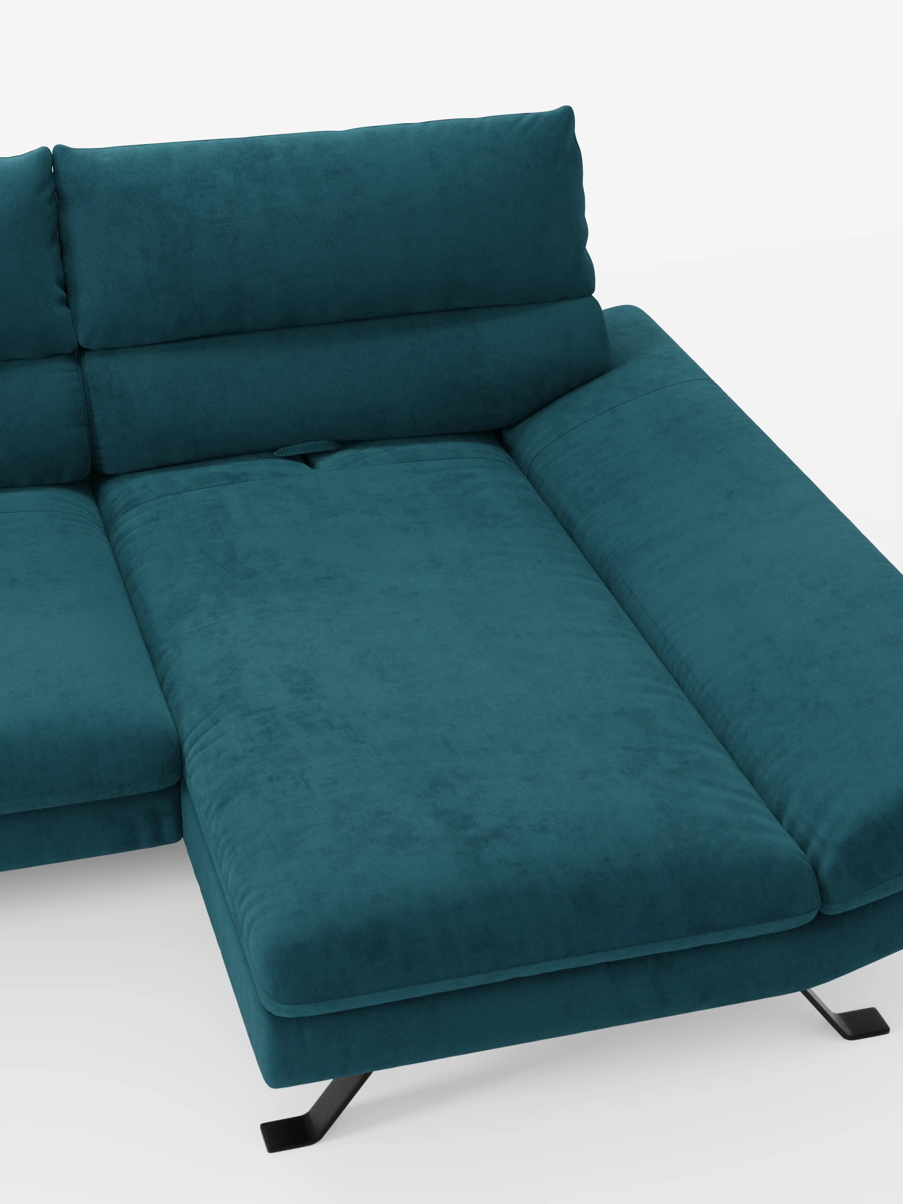 Il divano angolare Eclipse con penisola e schienali traslanti in microfibra tecnica smacchiabile T11 di Divani.Store è un moderno divano componibile color verde acqua, caratterizzato da cuscini ampi e morbidi e da schienali traslanti regolabili, qui presentato con l’estensione a chaise longue. Rivestito in morbida microfibra resistente alle macchie (T11), poggia su eleganti gambe in metallo nero e vanta un design contemporaneo dal profilo basso che risalta sullo sfondo bianco a tinta unita.