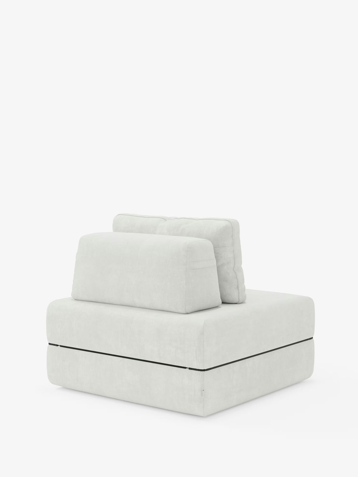 Minimalista e moderna, la poltrona letto Rift con materasso alto 24 cm e memory foam di Divani.Store è una poltrona imbottita senza braccioli di colore grigio chiaro, dotata di due cuscini rettangolari per lo schienale, caratterizzata da linee pulite e da un'imbottitura morbida in tessuto T31 resistente alle macchie. Su uno sfondo bianco, il suo schienale mobile incarna alla perfezione il design della poltrona letto che coniuga con naturalezza stile e comfort.