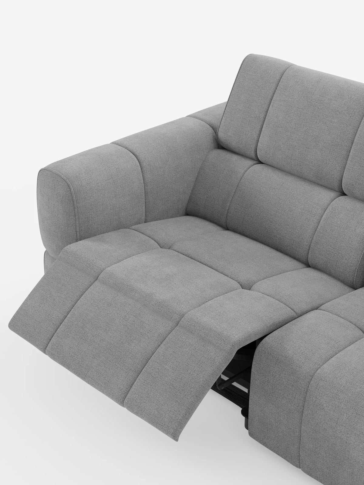 Vista dall'alto di un divano modulare Giotto a 3 posti color grigio chiaro, con poggiatesta reclinabili e funzione relax elettrica opzionale, rivestito in tessuto smacchiabile T23, caratterizzato da un poggiapiedi reclinabile e da poggiatesta segmentati e cuciti per un comfort contemporaneo.