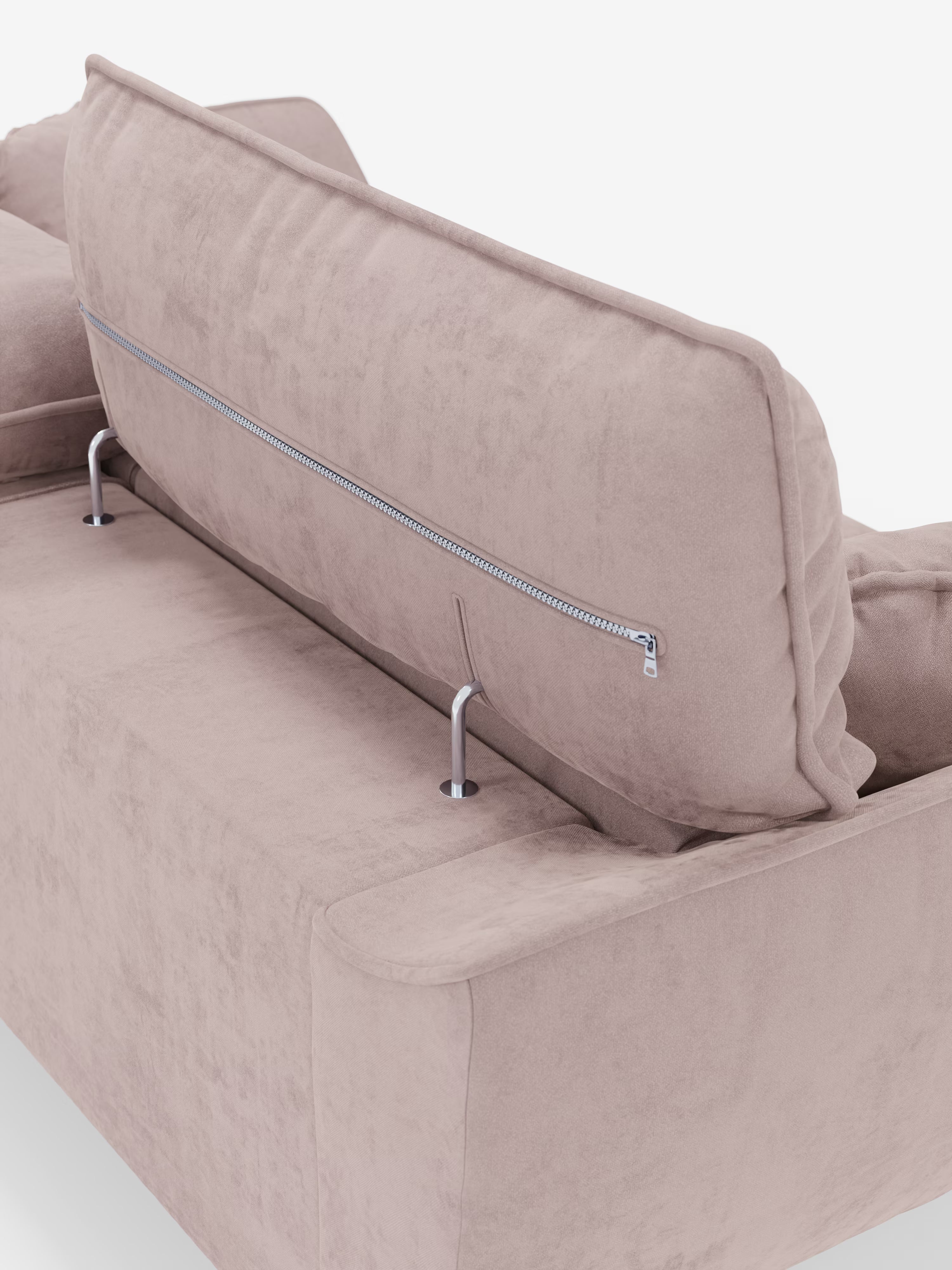Un primo piano del divano Michelangelo a 2 e 3 posti con sedute allungabili e poggiatesta reclinabili in tessuto smacchiabile T30 di Divani.Il modello Store, rivestito in un tessuto simile alla pelle scamosciata di colore rosa chiaro, mostra il cuscino dello schienale parzialmente sollevato, rivelando due aste di sostegno in metallo e una cerniera orizzontale lungo il pannello posteriore. Questo divano di grande stile si staglia con eleganza su uno sfondo bianco.