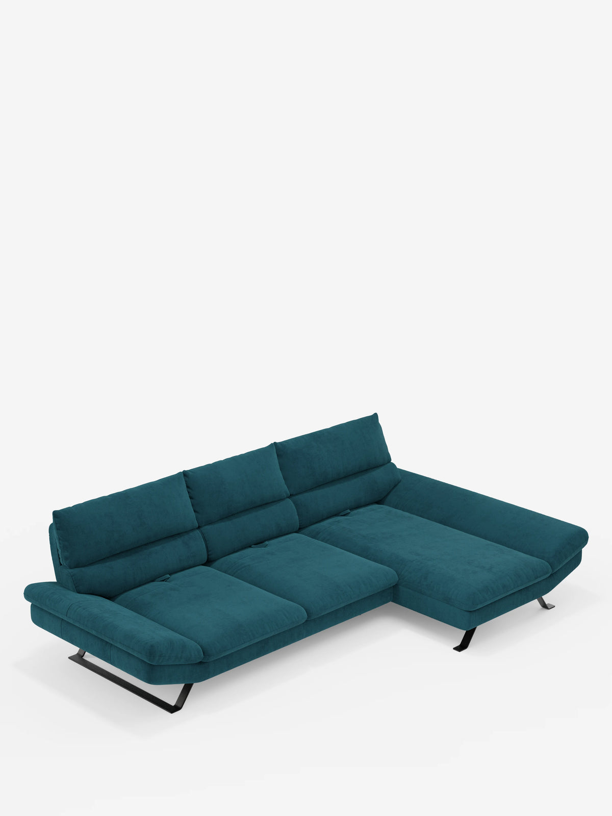 Il divano angolare Eclipse con penisola e schienali scorrevoli in microfibra tecnica smacchiabile T11 di Divani.Store presenta un moderno design in blu verde acqua con schienali scorrevoli regolabili e sottili gambe in metallo nero, in primo piano su uno sfondo bianco. Il lato destro si estende in una spaziosa chaise longue e il rivestimento appare morbido e soffice. Nell’immagine non sono visibili altri oggetti o decorazioni.