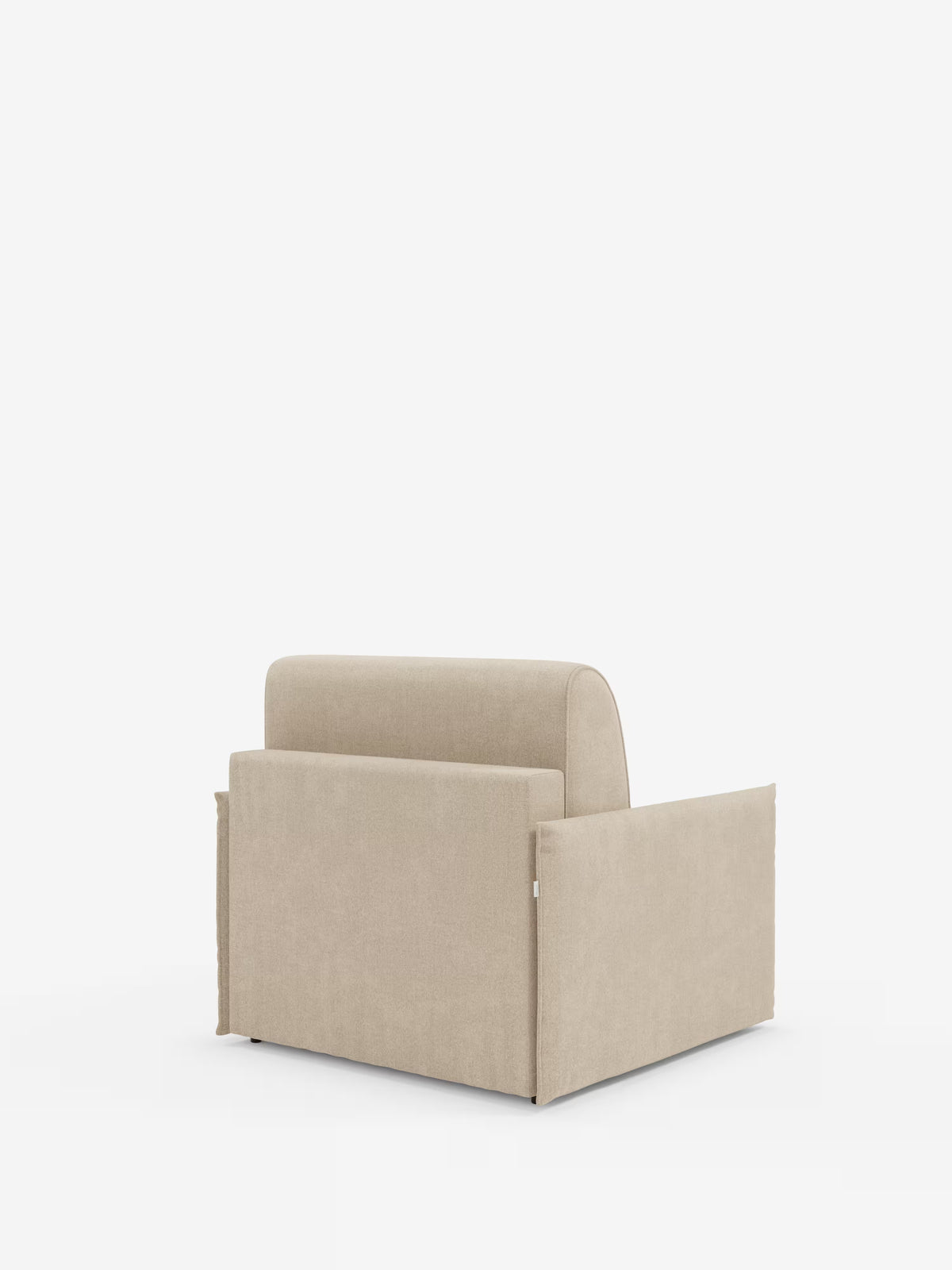 Una poltrona letto compatta Evans color beige con materasso, firmata Divani.Store, è raffigurata di spalle su uno sfondo bianco a tinta unita. Questa poltrona salvaspazio presenta un design minimalista e squadrato, con rivestimento in tessuto T23 liscio, sfoderabile e resistente alle macchie, e linee pulite: ideale per gli spazi abitativi compatti che richiedono sia stile che funzionalità.
