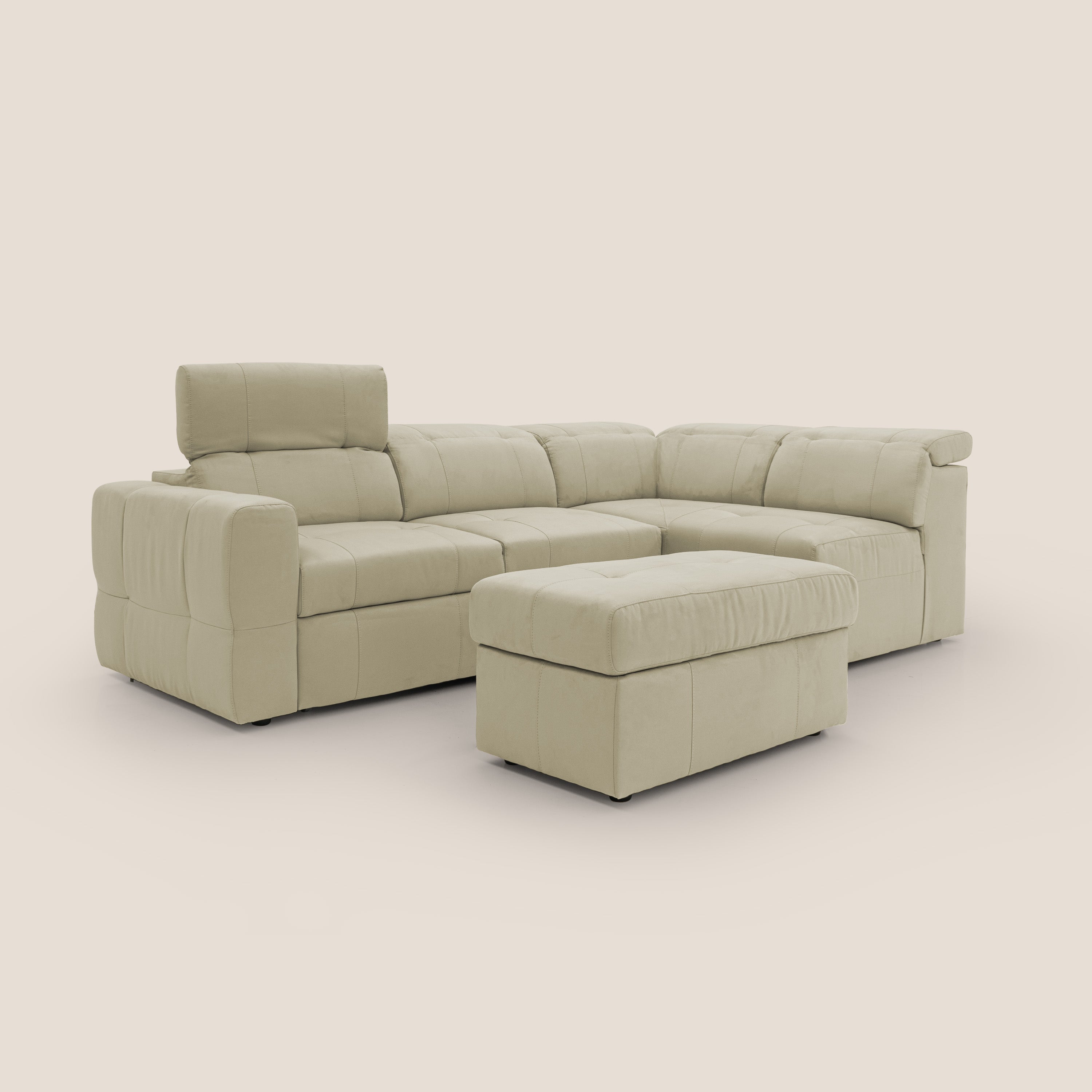 Kronos Divano angolare con poggiapiedi estraibile e pouf contenitore mobile in microfibra impermeabile T11 beige - divani.store