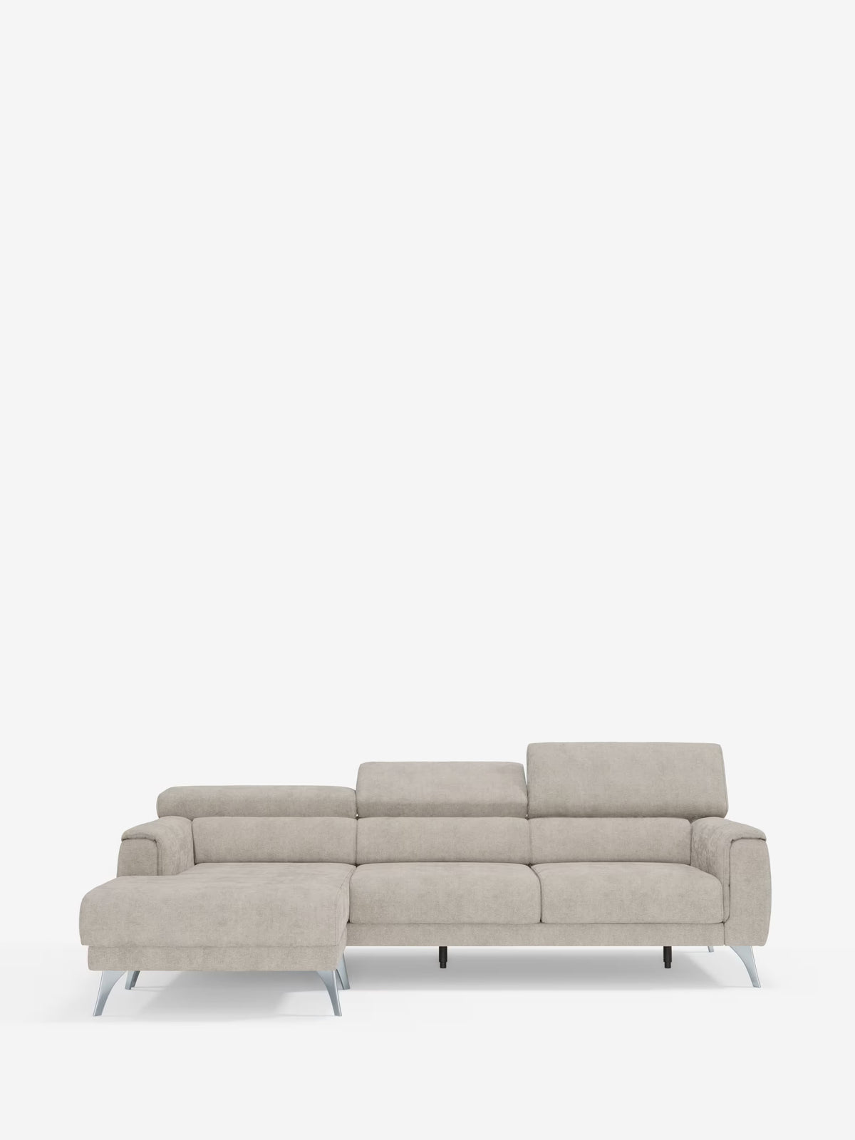 Il divano angolare Caravaggio con penisola e sedute scorrevoli in tessuto smacchiabile T31 di Divani.Store è raffigurato su uno sfondo bianco. Questo moderno divano componibile grigio chiaro presenta una chaise longue integrata sul lato sinistro, ampi braccioli, poggiatesta regolabili e gambe in metallo, che gli conferiscono un aspetto elegante e contemporaneo.