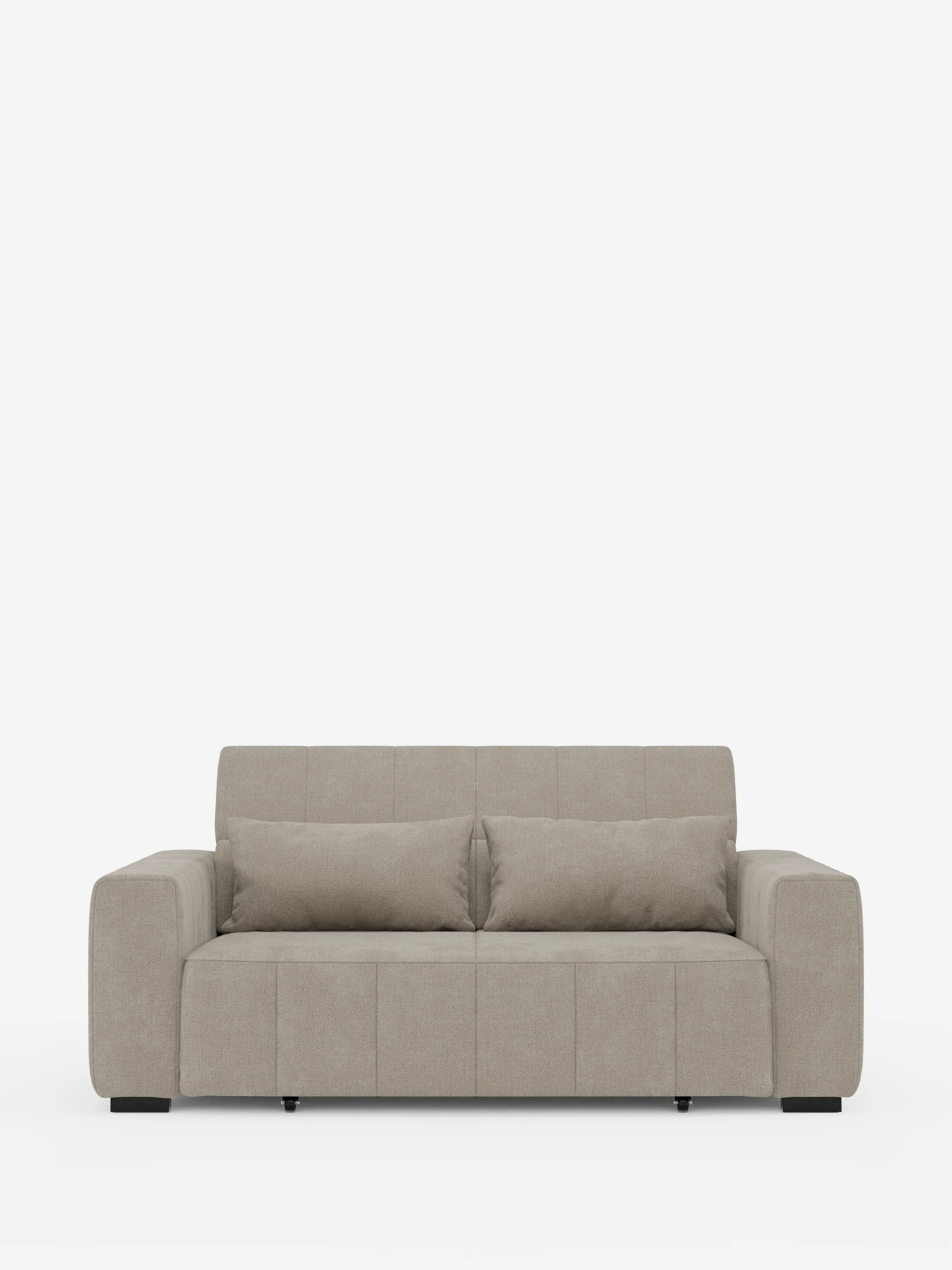 Un elegante “Doric divano 3 posti” di Divani.Store, in grigio chiaro, caratterizzato da ampi braccioli, uno schienale basso e due cuscini abbinati, è messo in risalto su uno sfondo bianco a tinta unita. Rivestito in tessuto T23 antimacchia con fodere sfoderabili, questo divano moderno poggia su gambe corte nere e offre sedute allungabili grazie al sistema di reclinazione elettrico e poggiatesta regolabili per il massimo comfort.