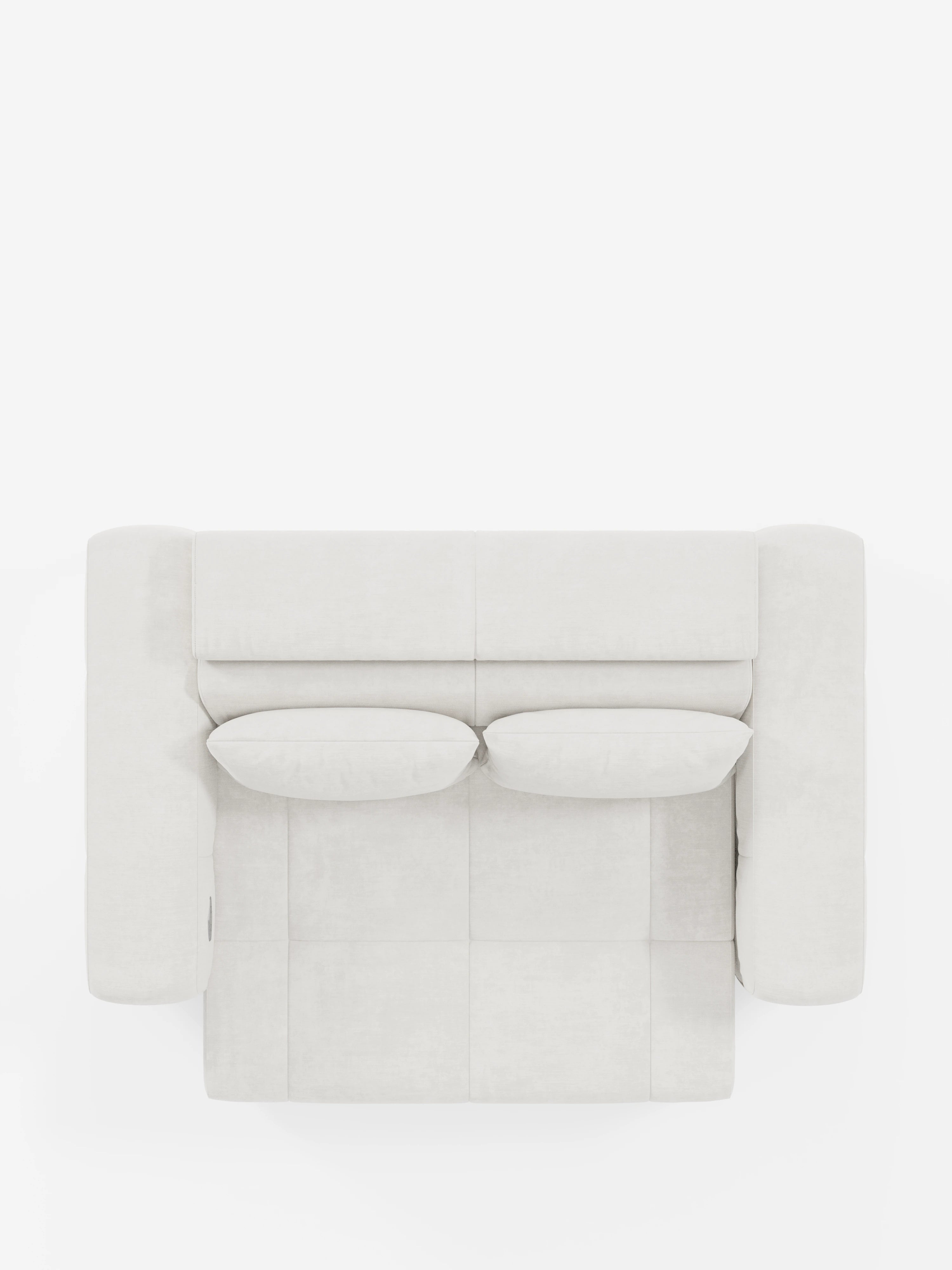 Una vista dall'alto del divano Monarch con funzione relax elettrica per l'allungamento delle sedute e poggiatesta reclinabile di Divani.Store, caratterizzato da un design moderno in grigio chiaro, realizzato in morbido tessuto T31 resistente alle macchie, con due cuscini di seduta rettangolari e ampi braccioli cilindrici, su sfondo bianco.