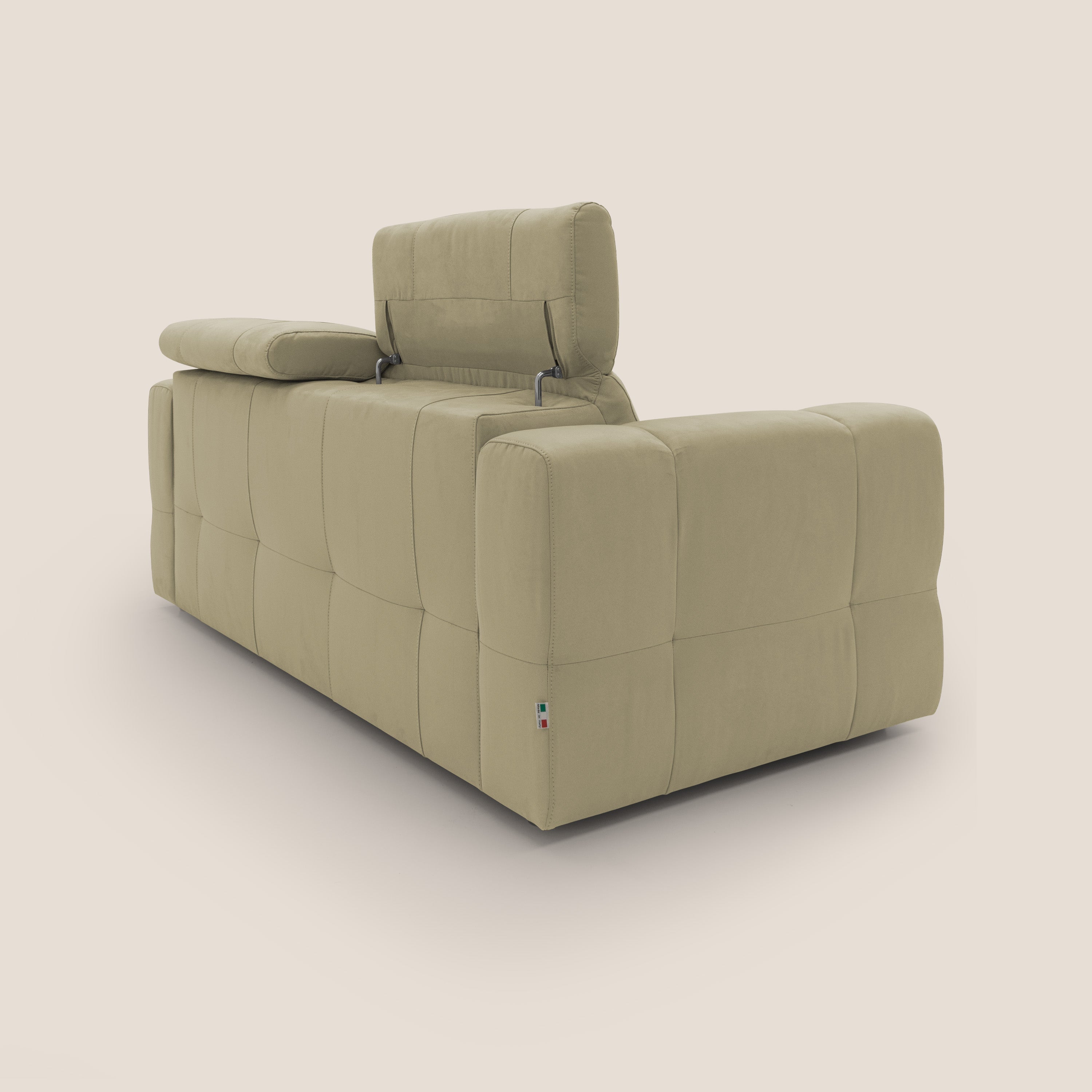 Kronos Divano con pouf estraibile poggiapiedi e poggiatesta reclinabili in morbida microfibra impermeabile T11 beige - divani.store