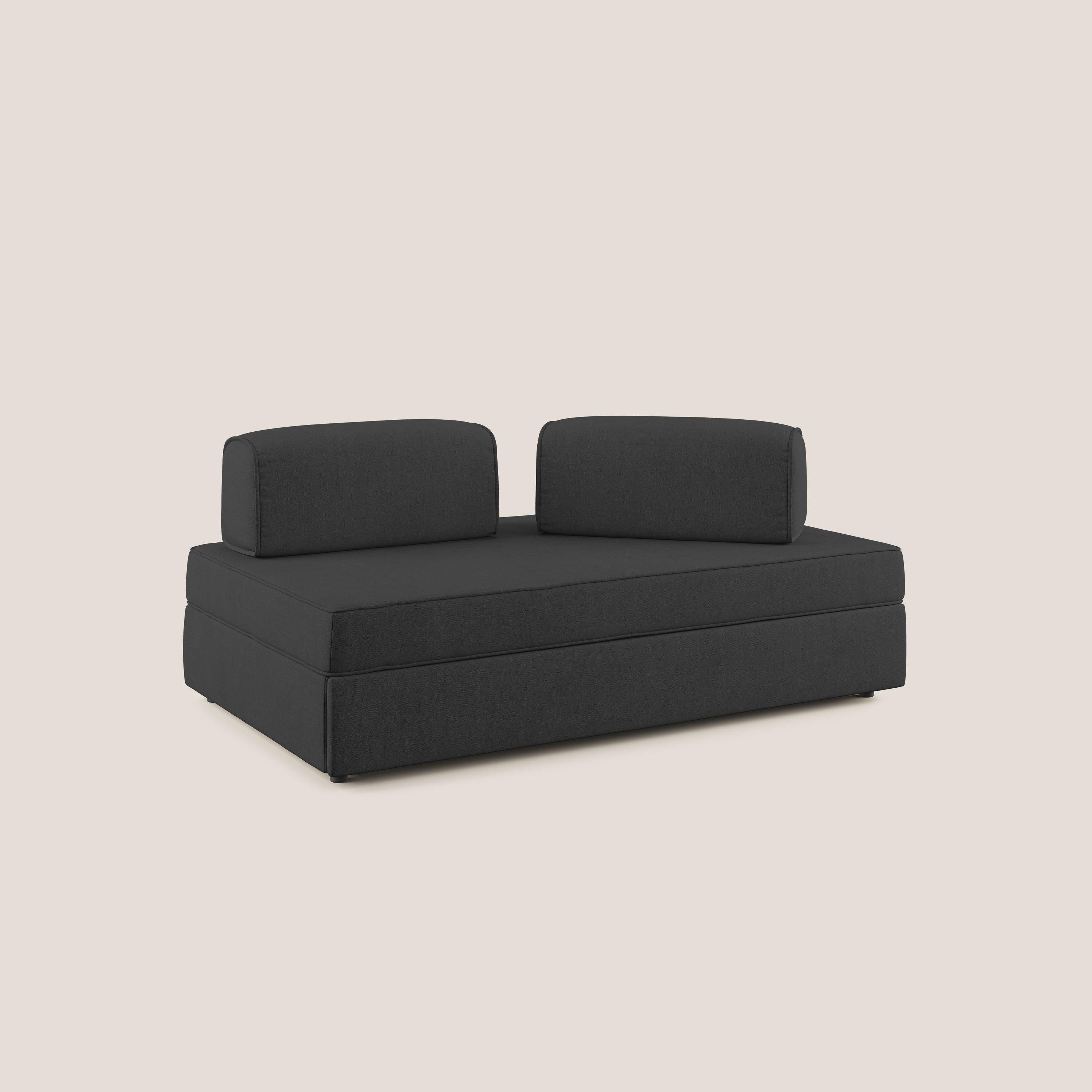 Liberty divano con pouf estraibile e schienali movibili in tessuto morbido impermeabile T02 nero - divani.store