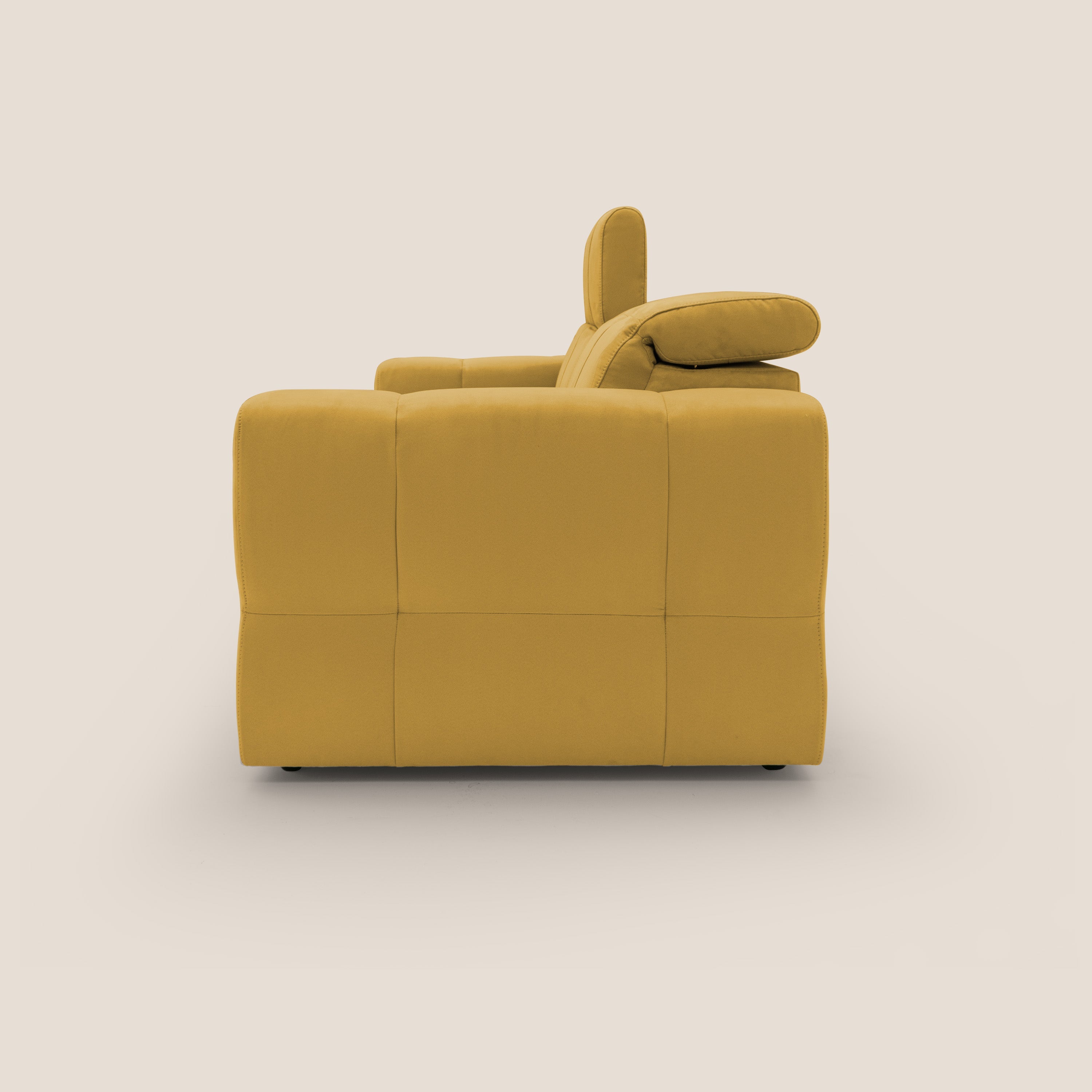Kronos Divano con pouf estraibile poggiapiedi e poggiatesta reclinabili in morbida microfibra impermeabile T11 giallo - divani.store