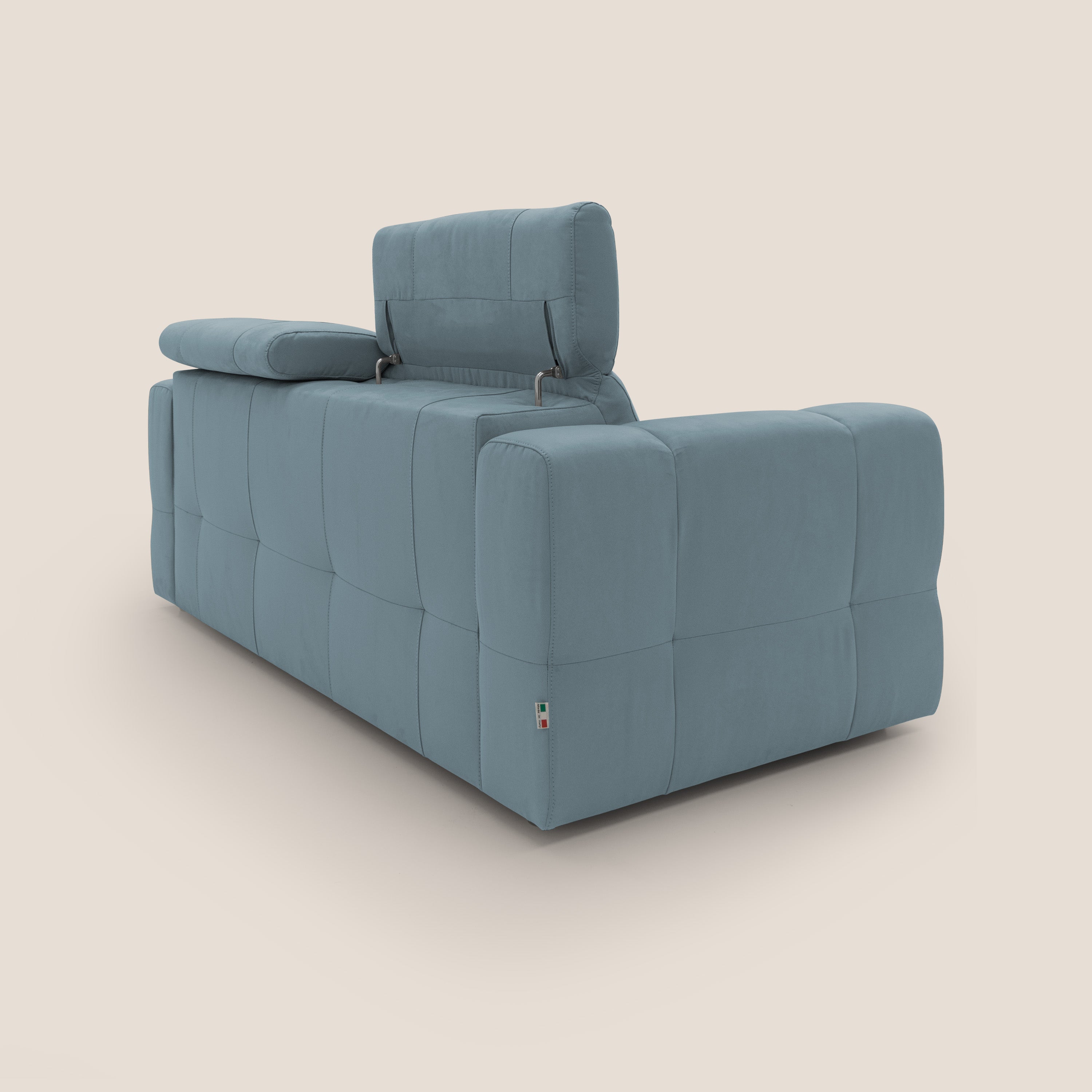 Kronos Divano con pouf estraibile poggiapiedi e poggiatesta reclinabili in morbida microfibra impermeabile T11 carta da zucchero - divani.store