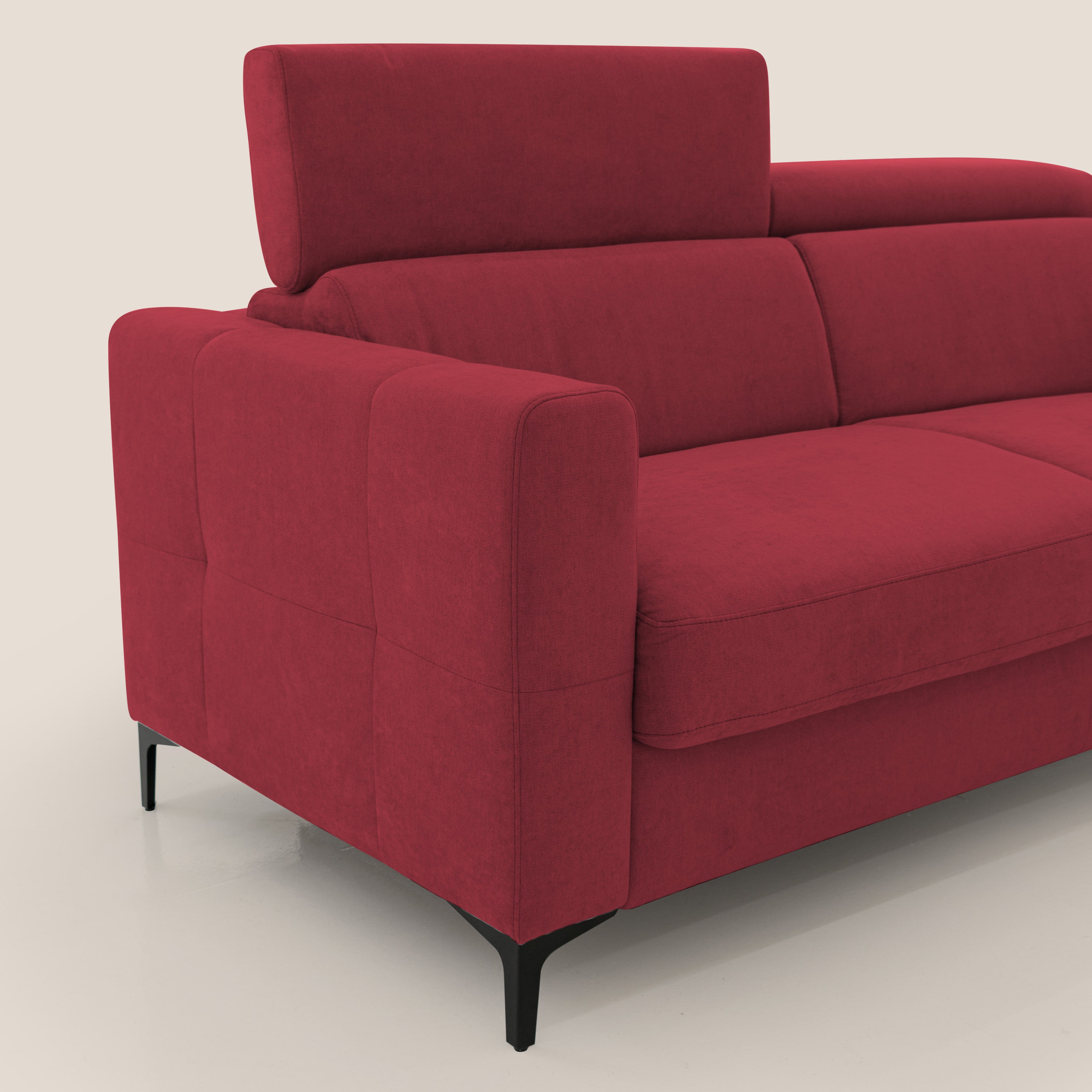 Gardenia divano letto materasso alto 18 cm con poggiatesta reclinabili e rivestimento impermeabile T02 rosso - divani.store