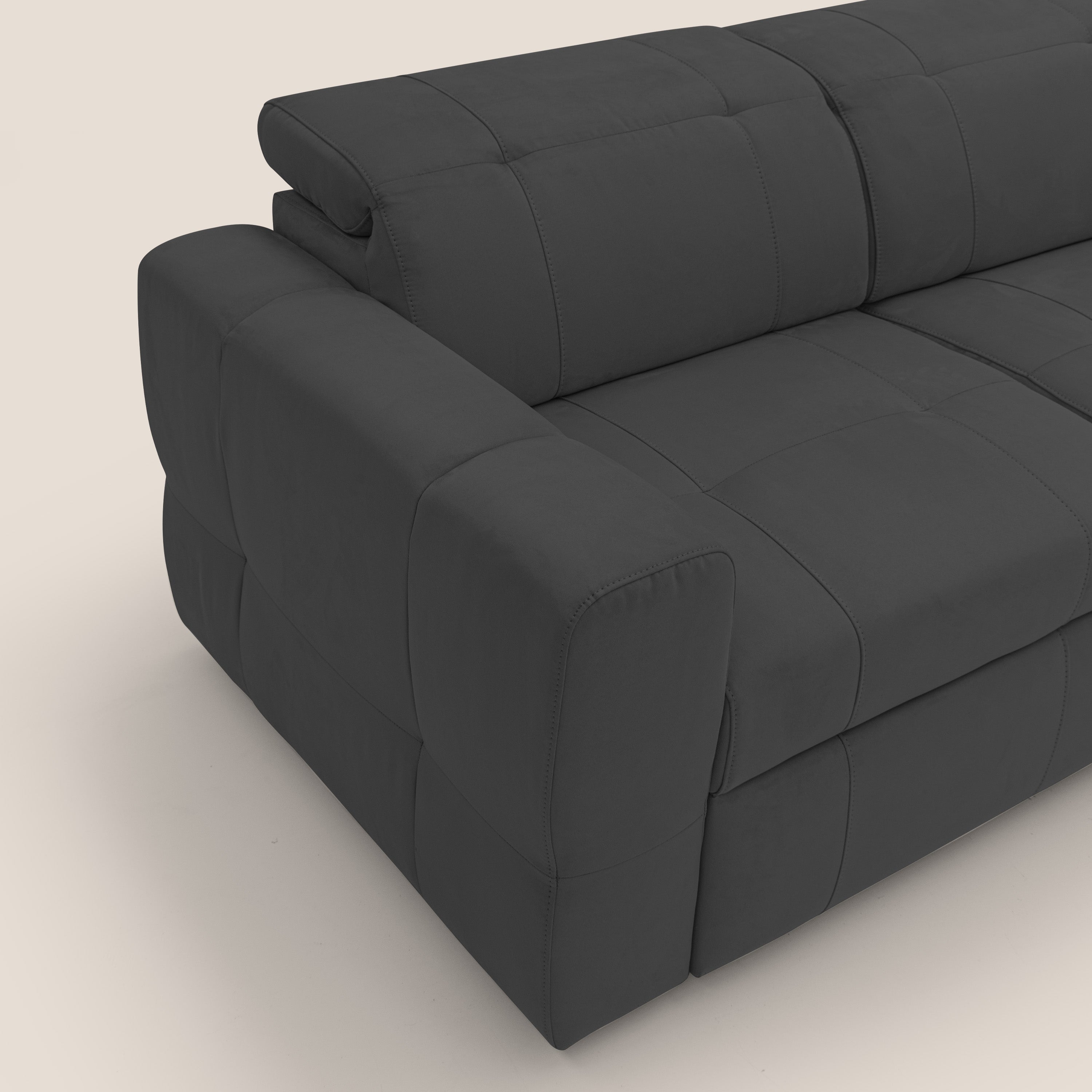 Kronos Divano angolare con poggiapiedi estraibile e pouf contenitore mobile in microfibra impermeabile T11 nero - divani.store