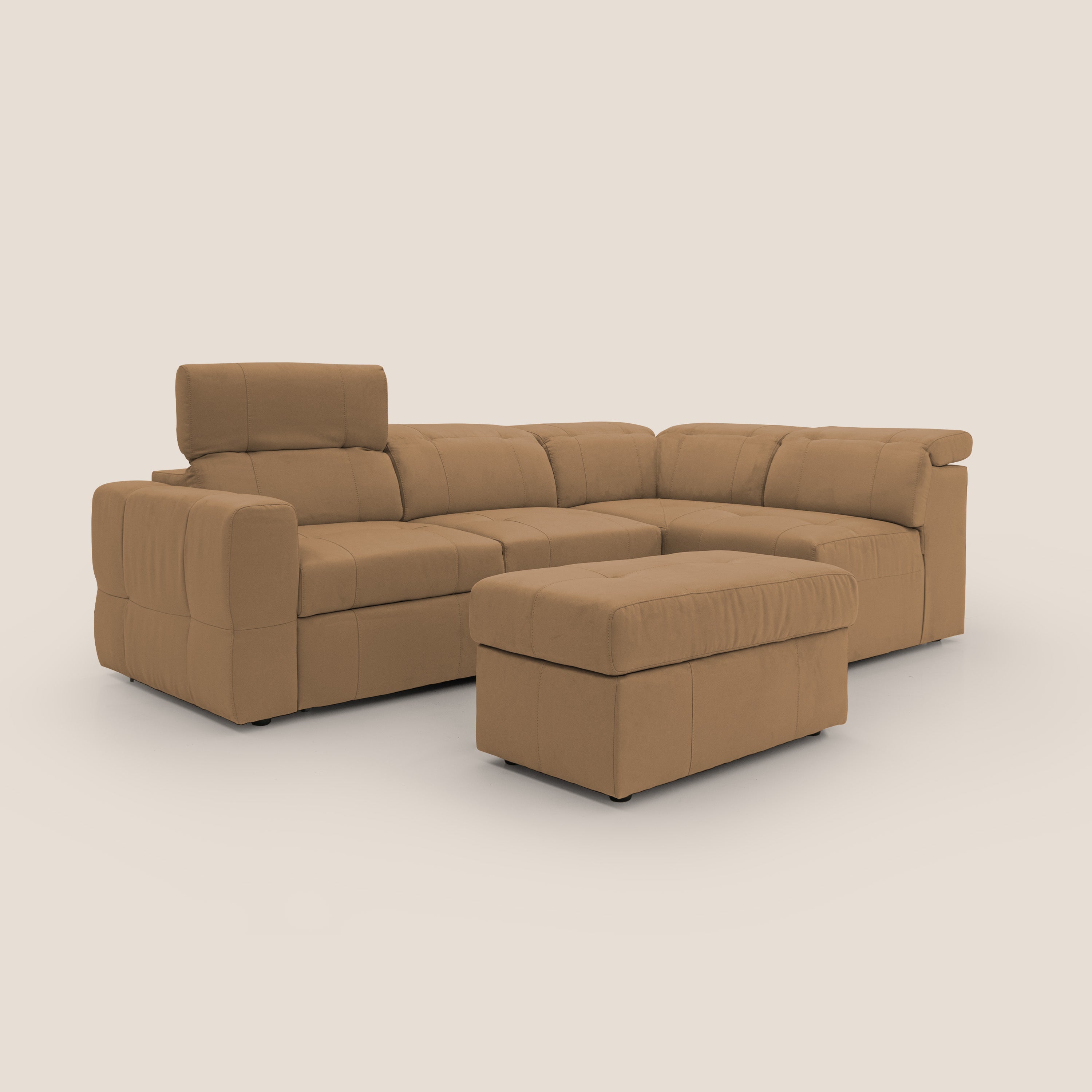 Kronos Divano angolare con poggiapiedi estraibile e pouf contenitore mobile in microfibra impermeabile T11 cuoio - divani.store