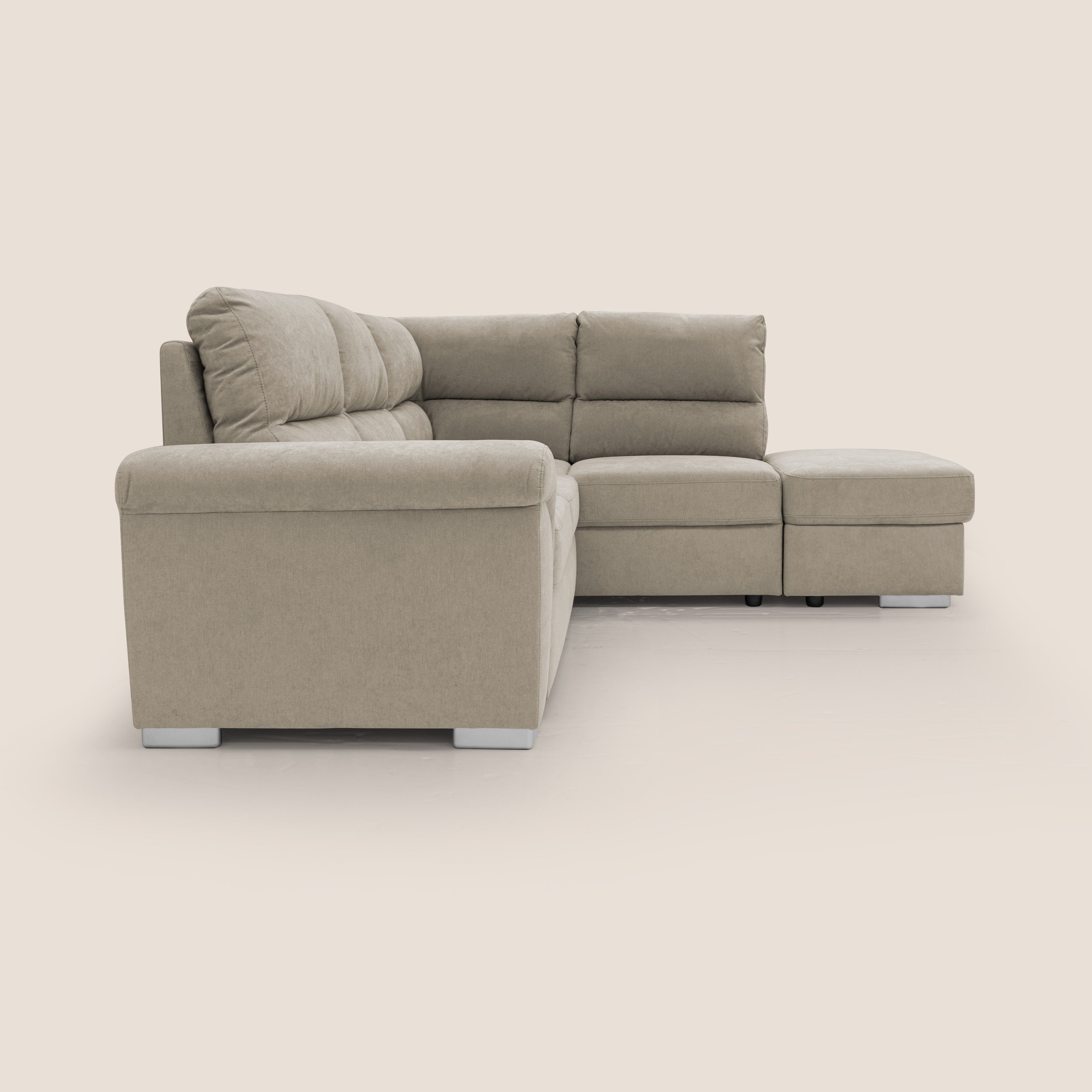 Minerva divano angolare con estraibile a cassettone e pouf contenitore in tessuto morbido impermeabile T02 panna - divani.store