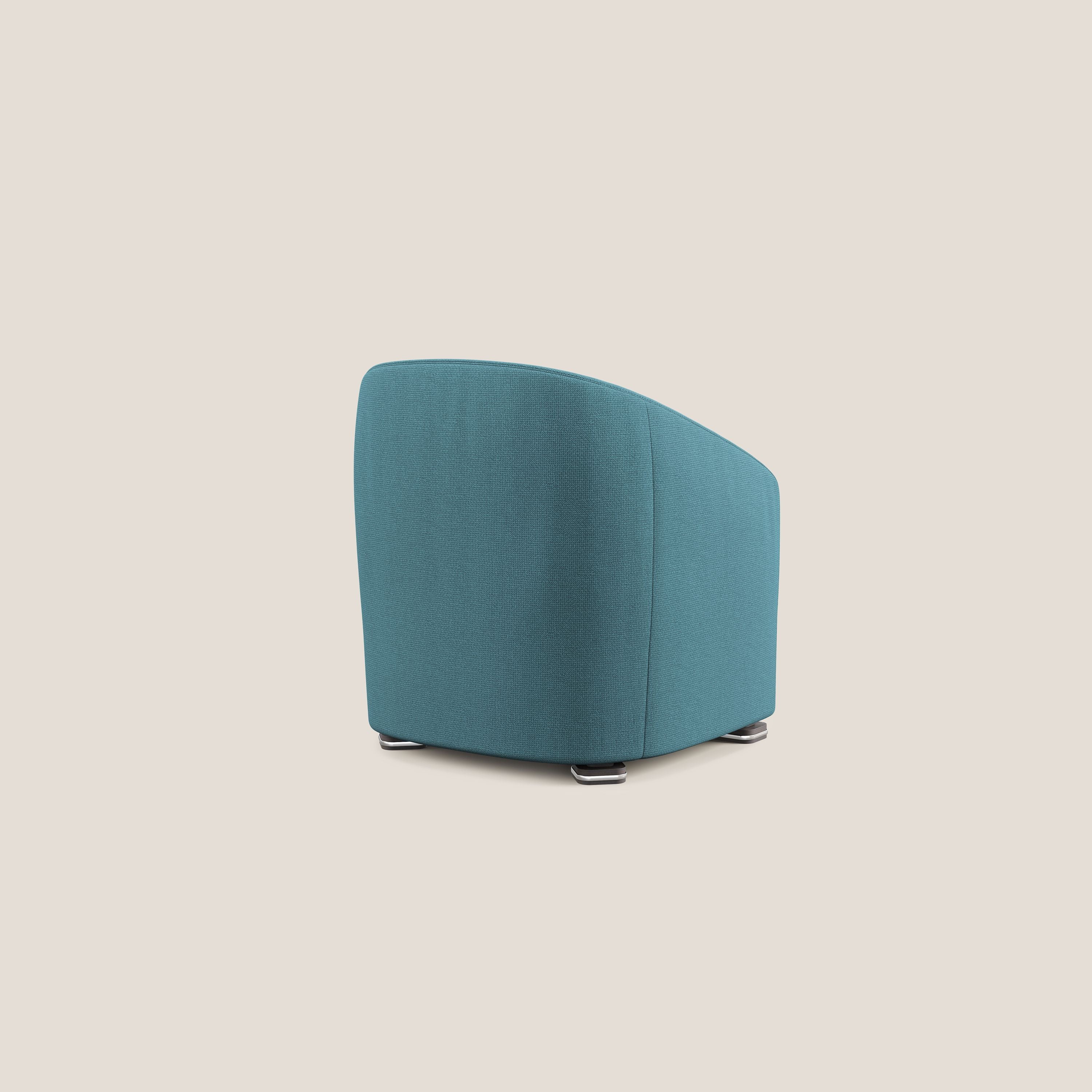 Cloe Poltroncina in tessuto smacchiabile con acqua QuickClean T08 azzurro - divani.store