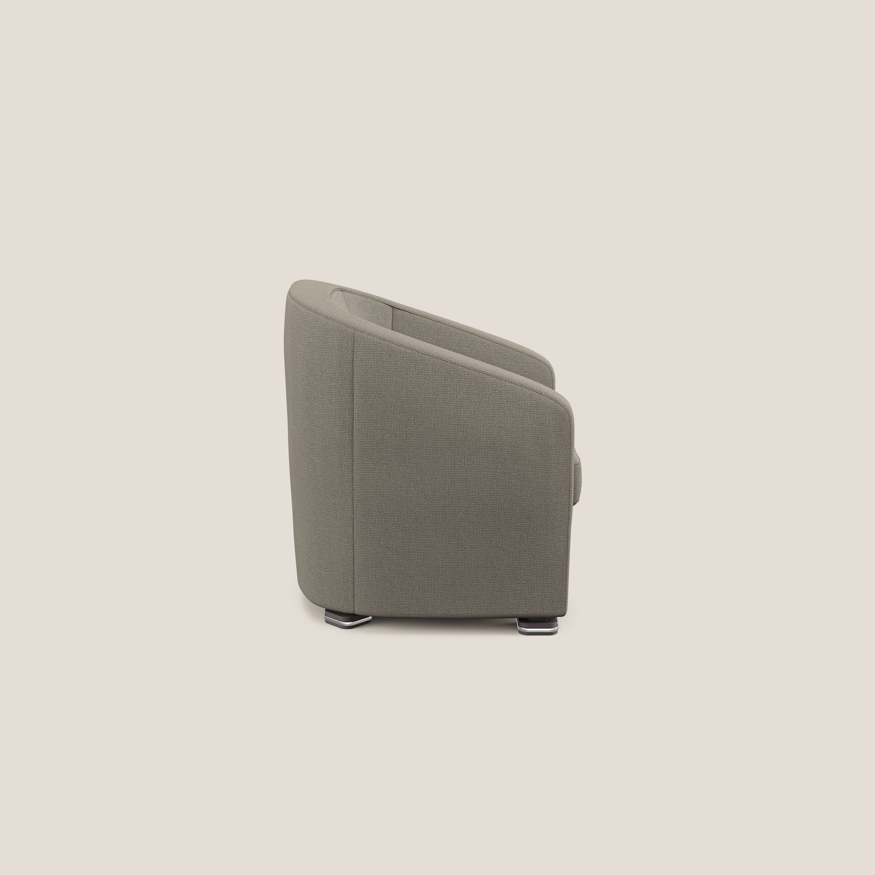 Cloe Poltroncina in tessuto smacchiabile con acqua QuickClean T08 tortora - divani.store