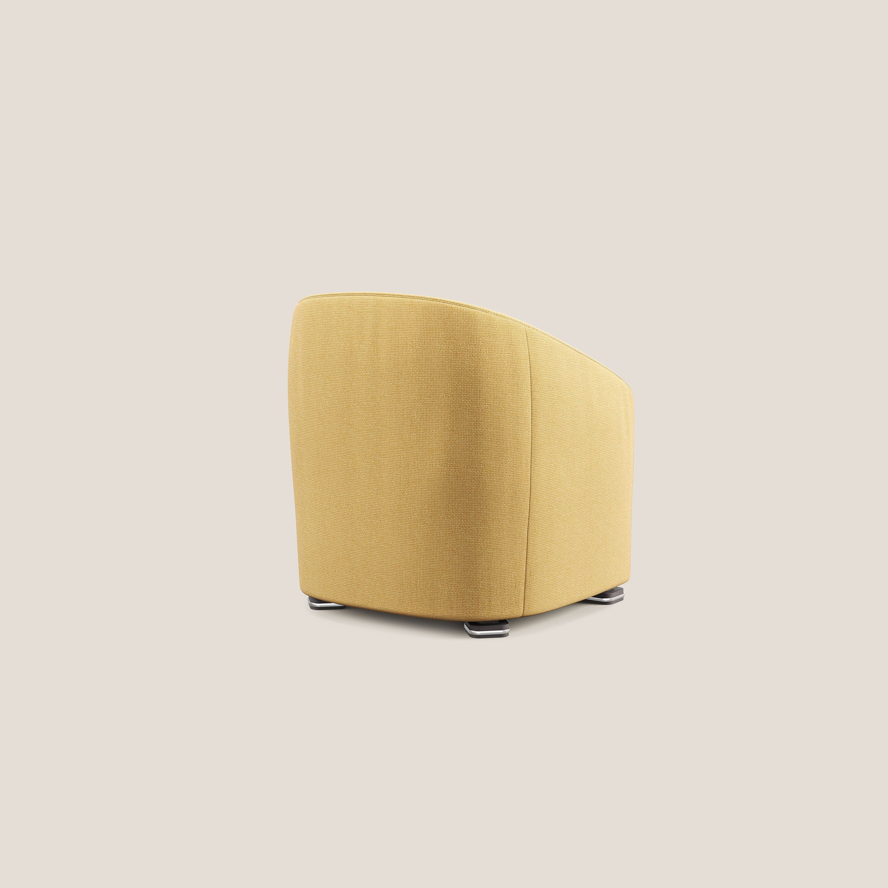 Cloe Poltroncina in tessuto smacchiabile con acqua QuickClean T08 giallo - divani.store